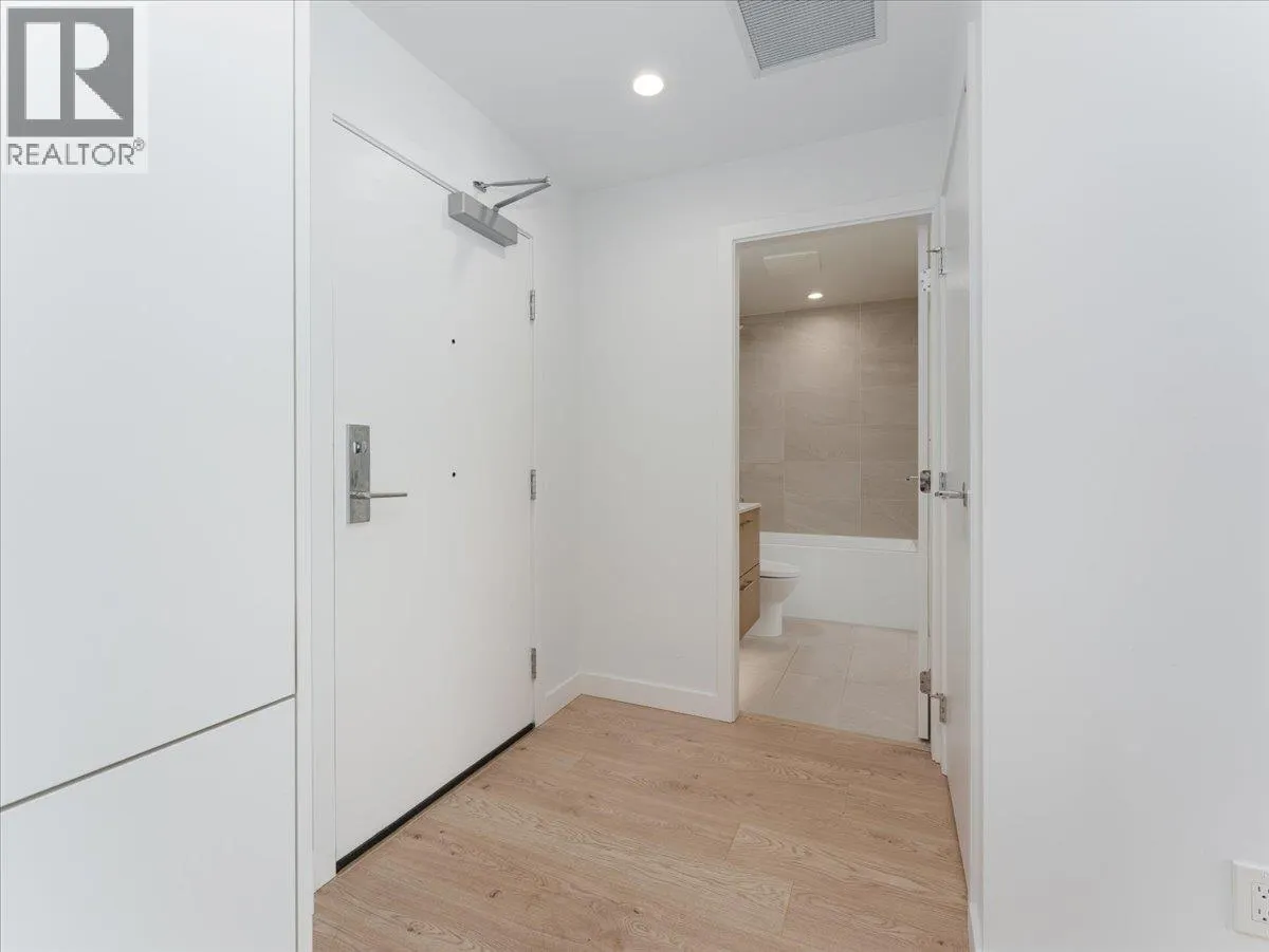 2505 2181 MADISON AVENUE