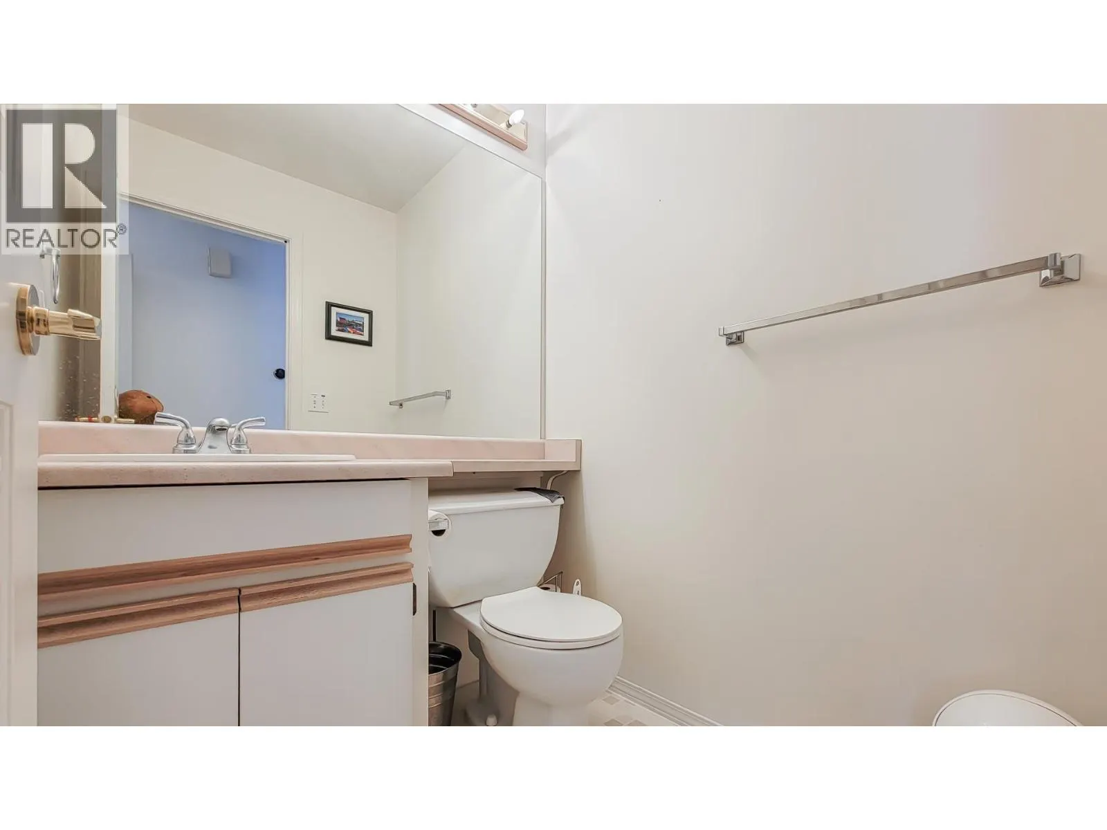 1406 VISTAVIEW COURT