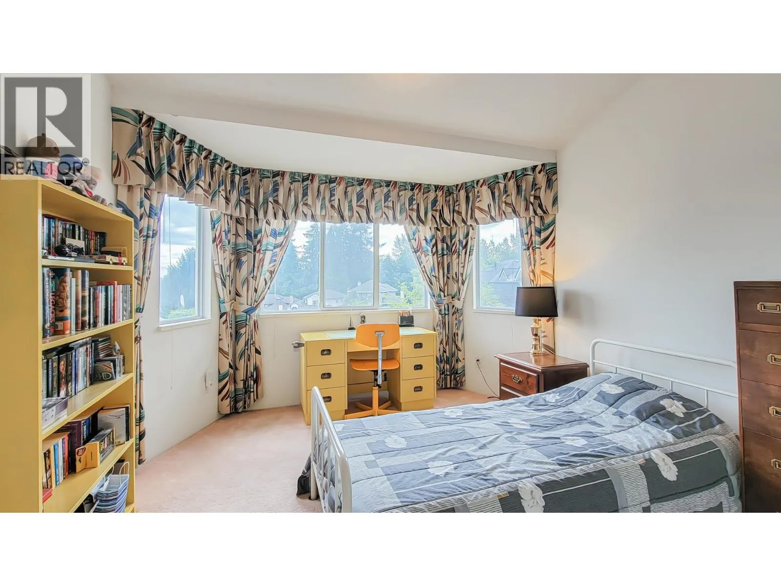 1406 VISTAVIEW COURT