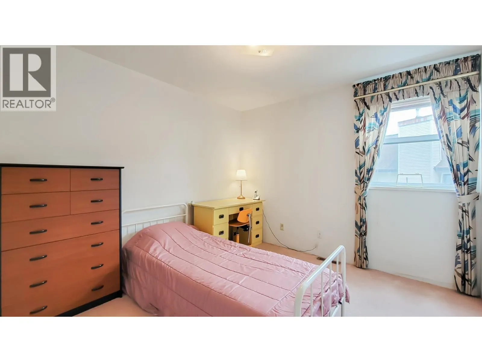 1406 VISTAVIEW COURT