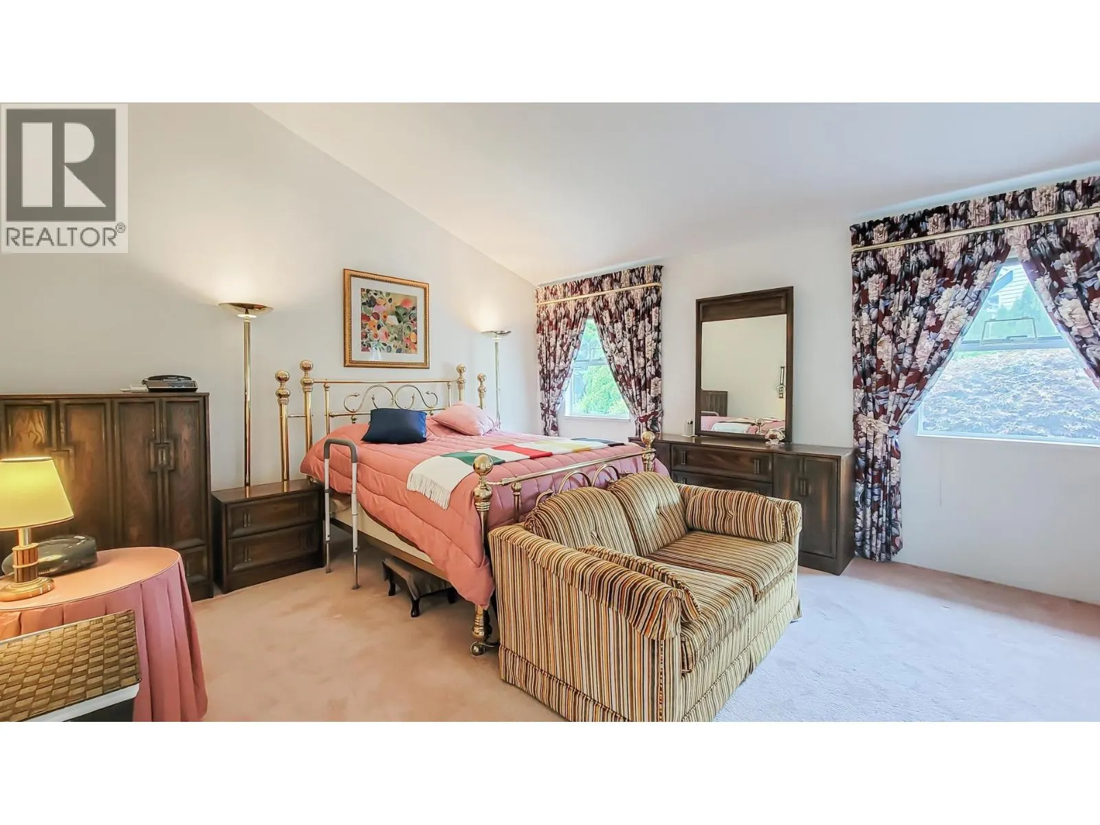 1406 VISTAVIEW COURT
