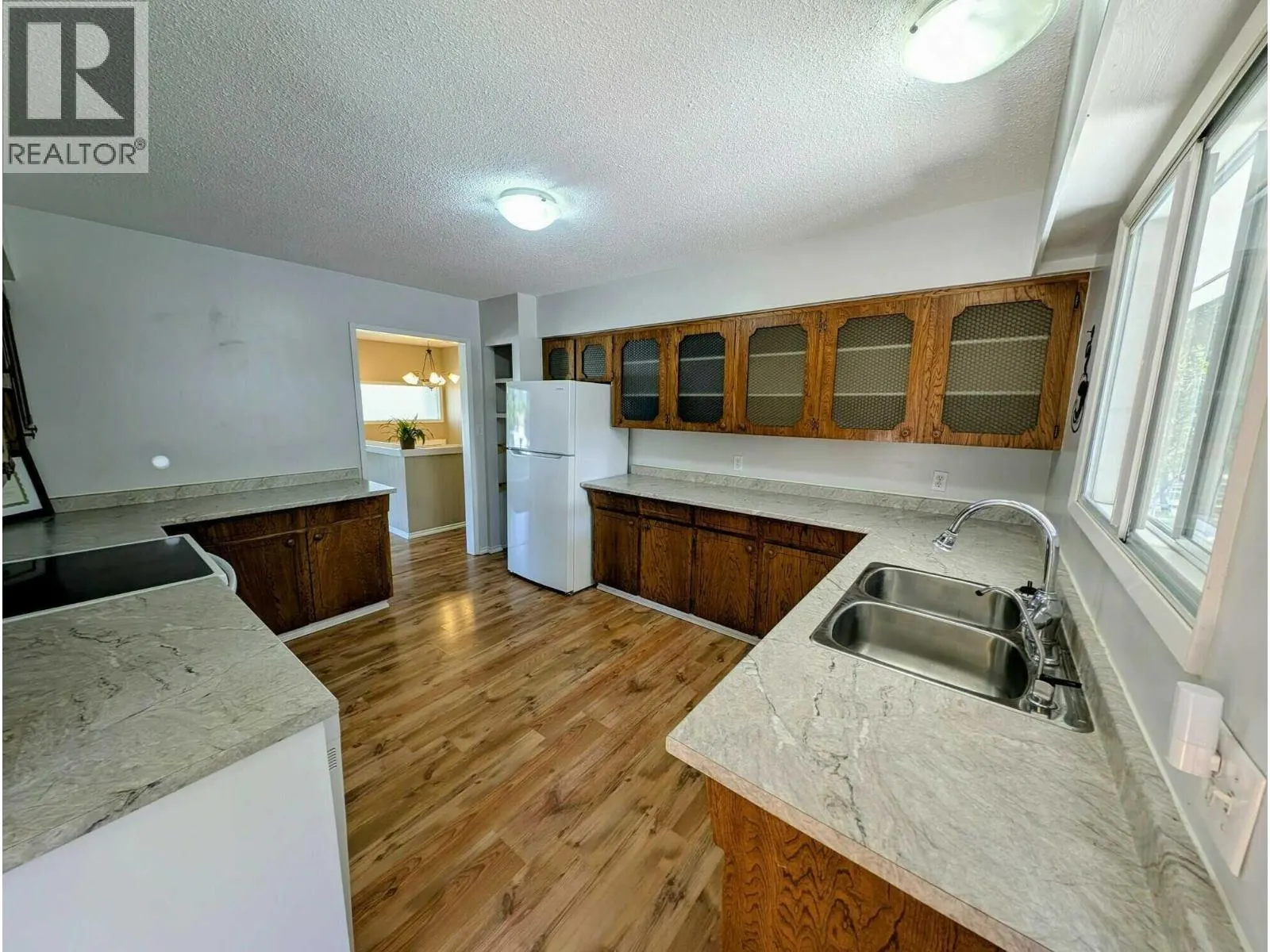 605 HULL ROAD