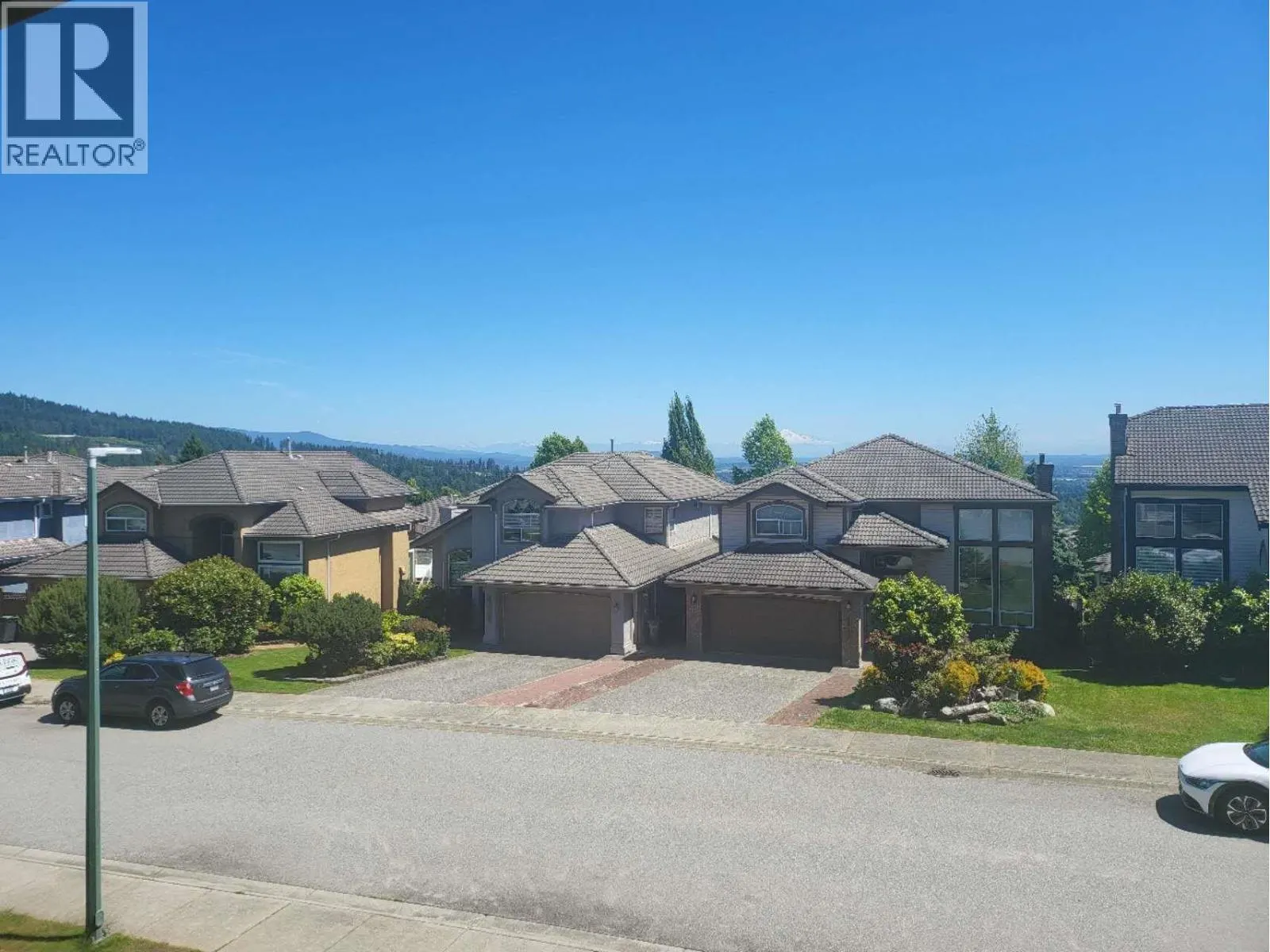 2955 BLACKBEAR COURT