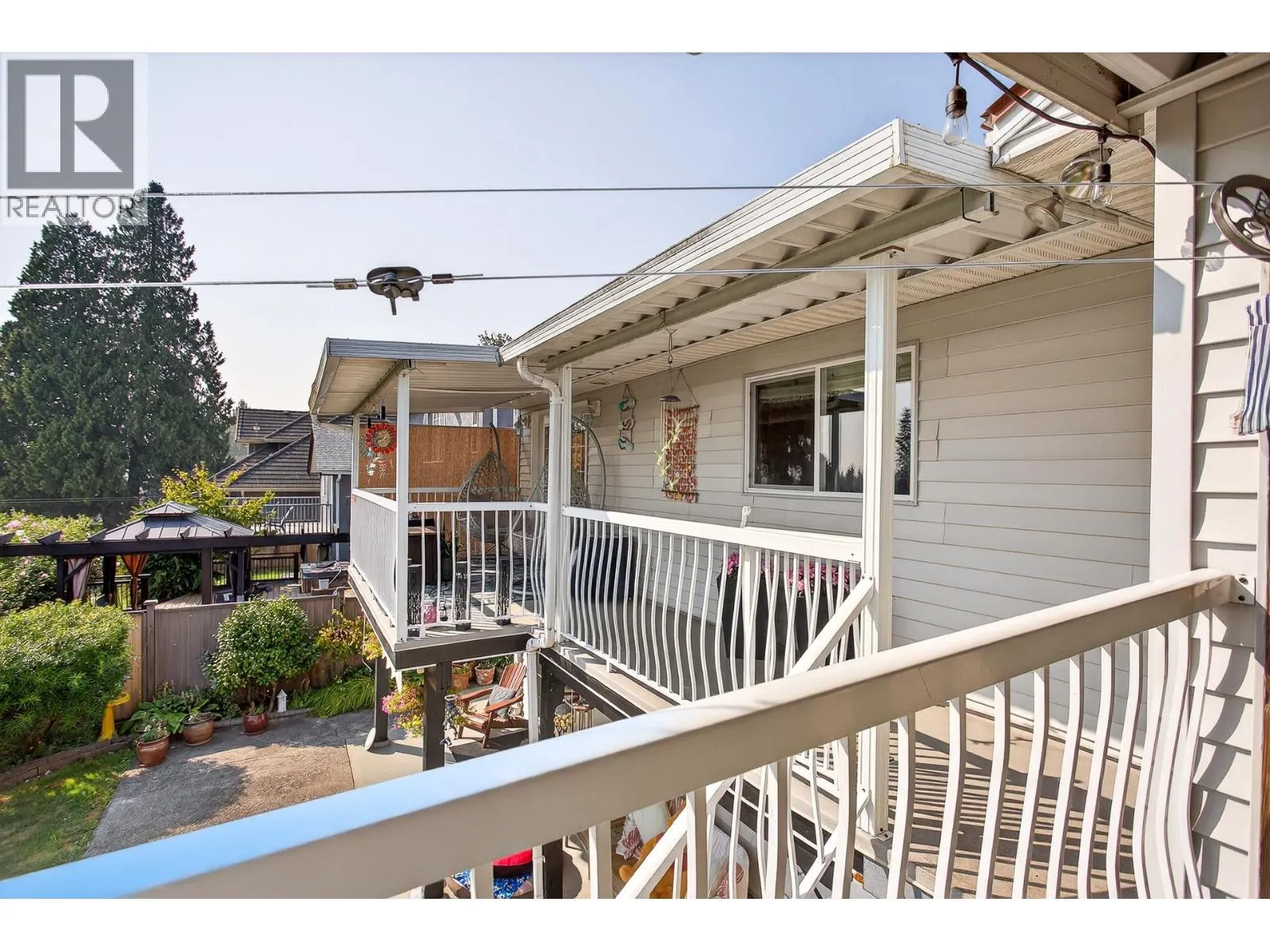 2126 KUGLER AVENUE