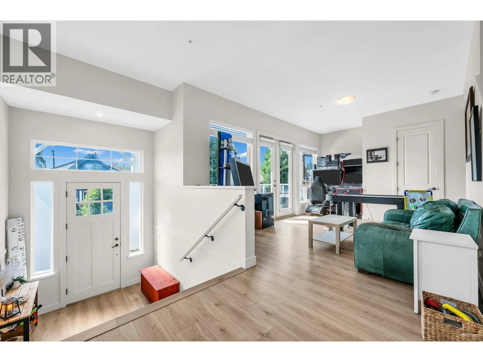 11004 HARRIS DRIVE