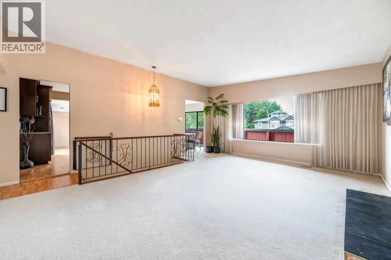 6680 COLTSFOOT DRIVE