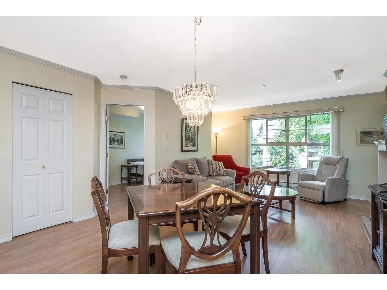#303 15325 17 AVENUE