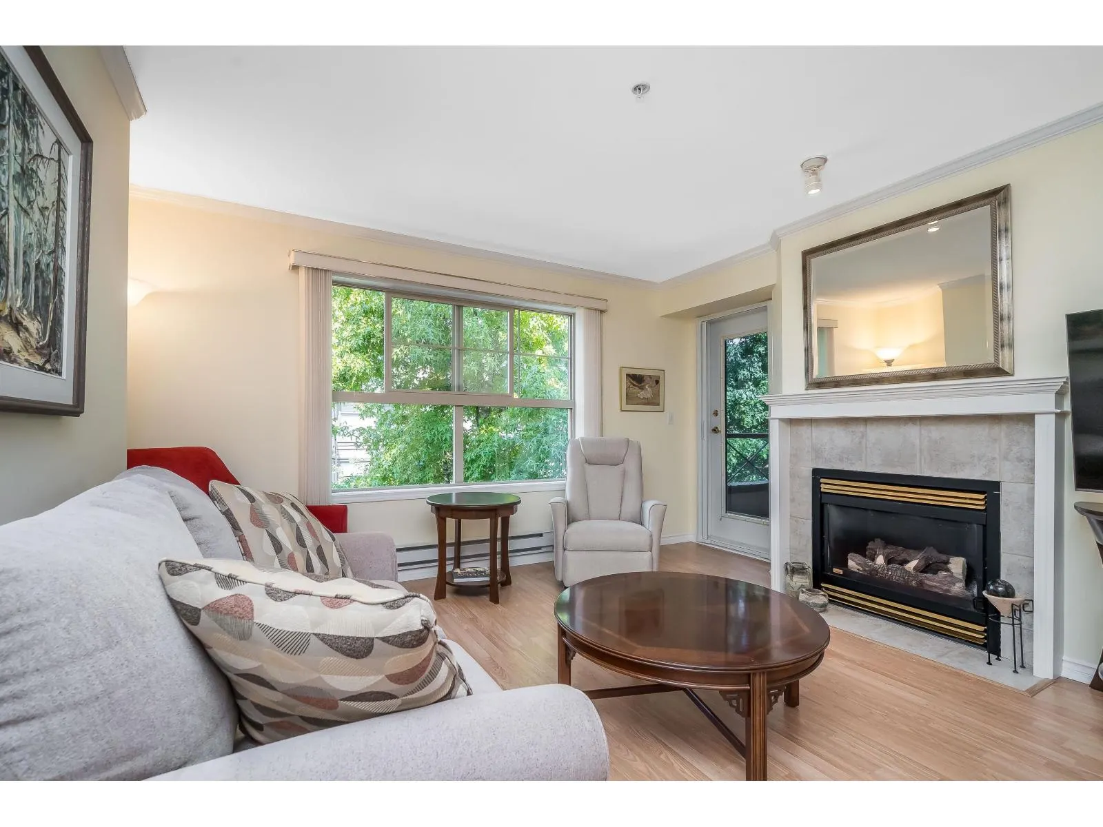 #303 15325 17 AVENUE
