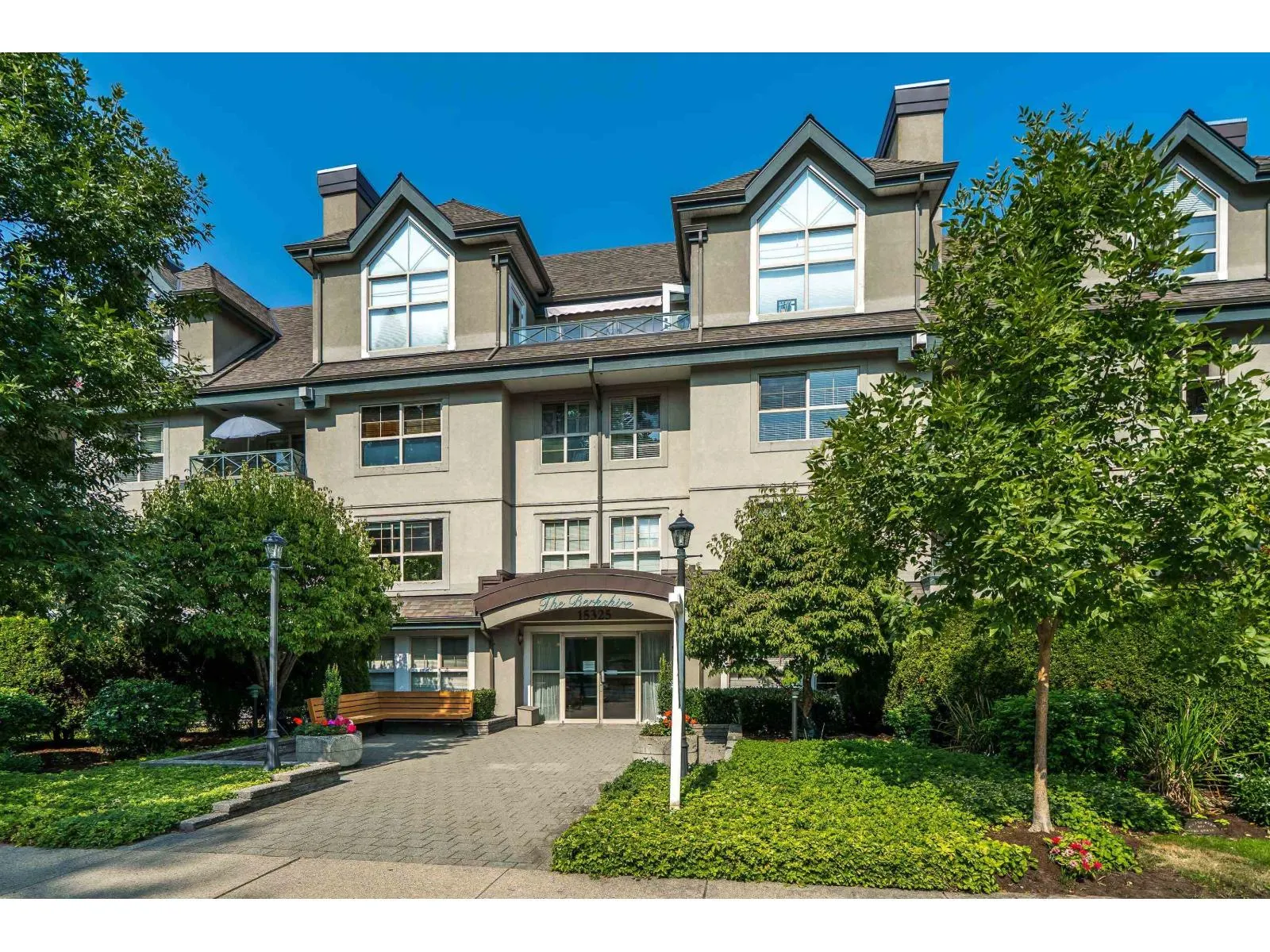 #303 15325 17 AVENUE