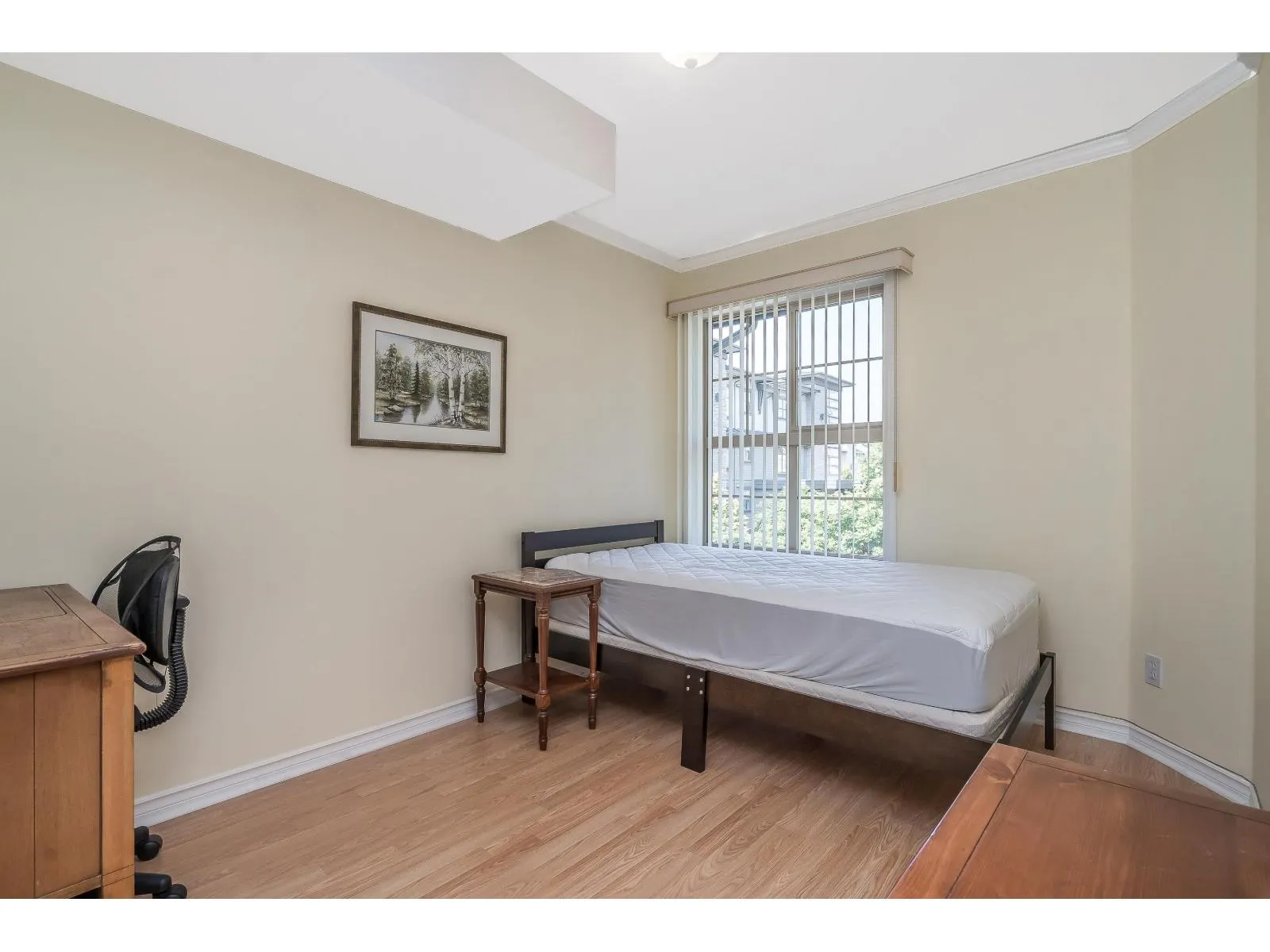 #303 15325 17 AVENUE