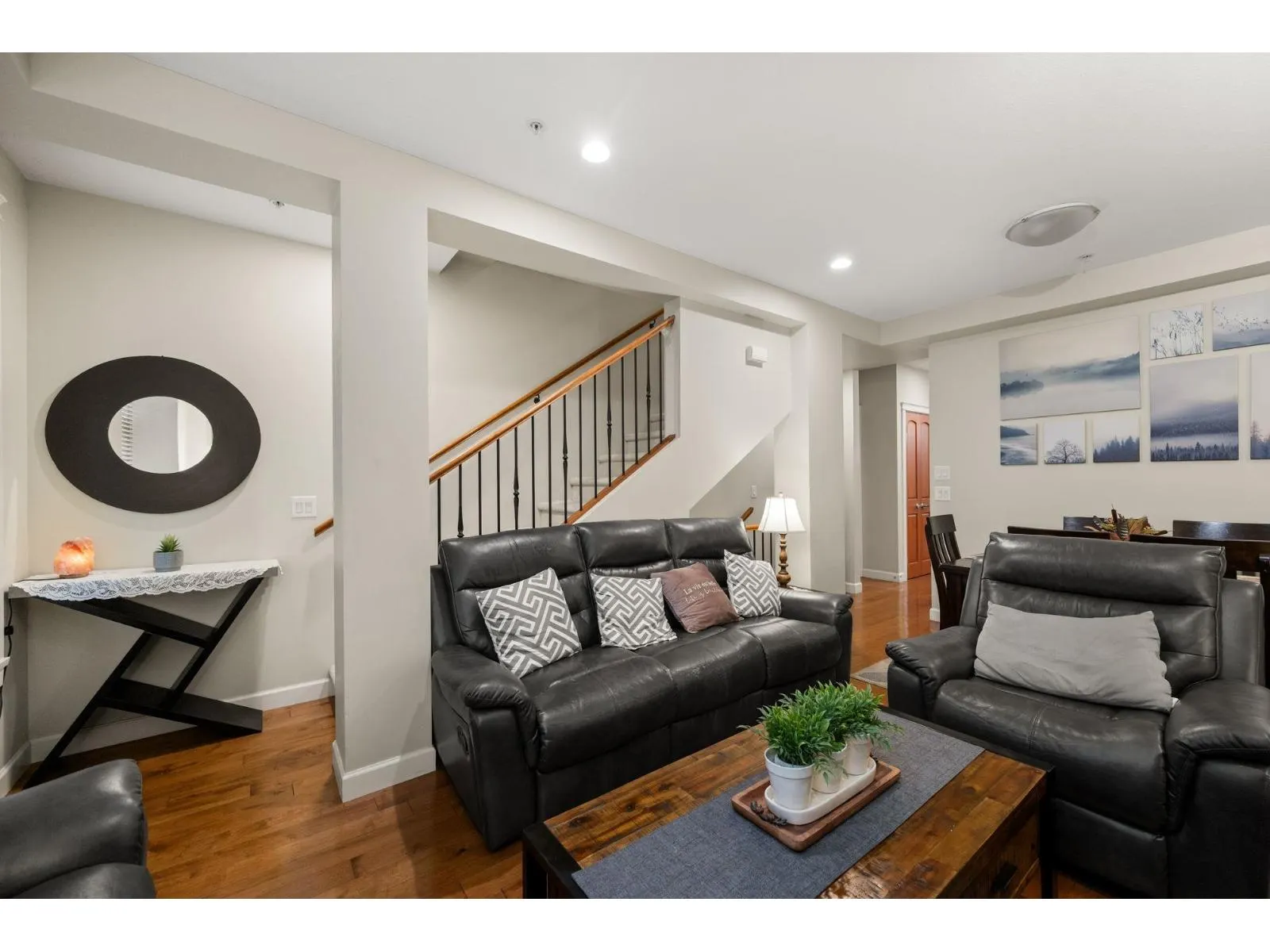 152 20738 84 AVENUE