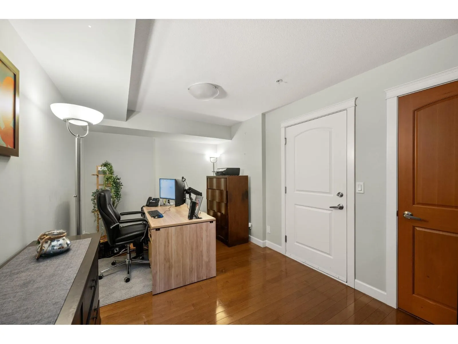 152 20738 84 AVENUE