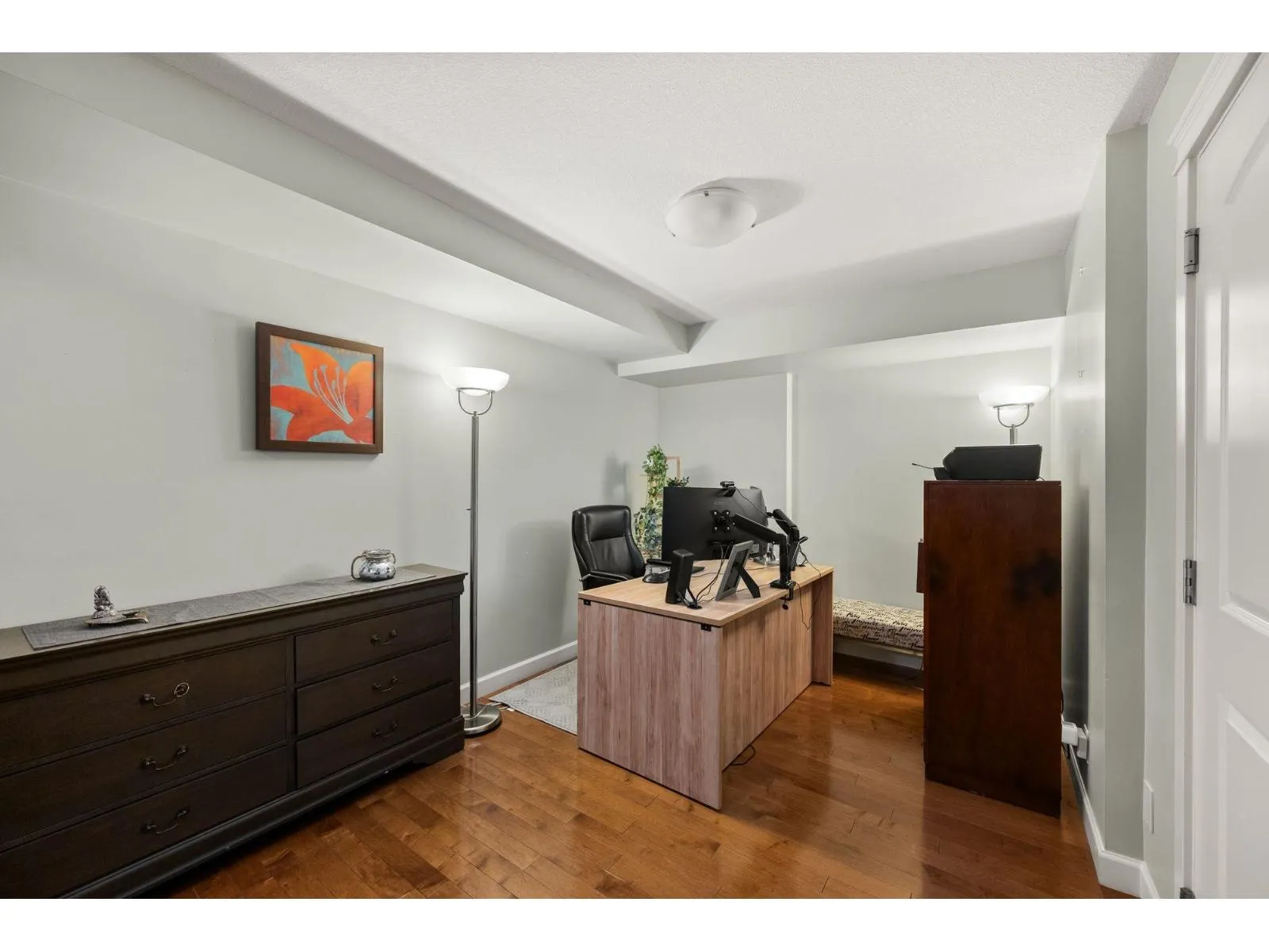 152 20738 84 AVENUE