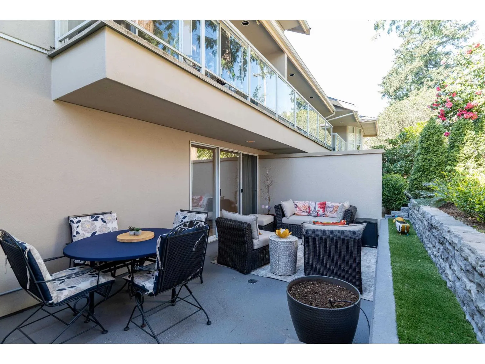 10 1781 130 STREET