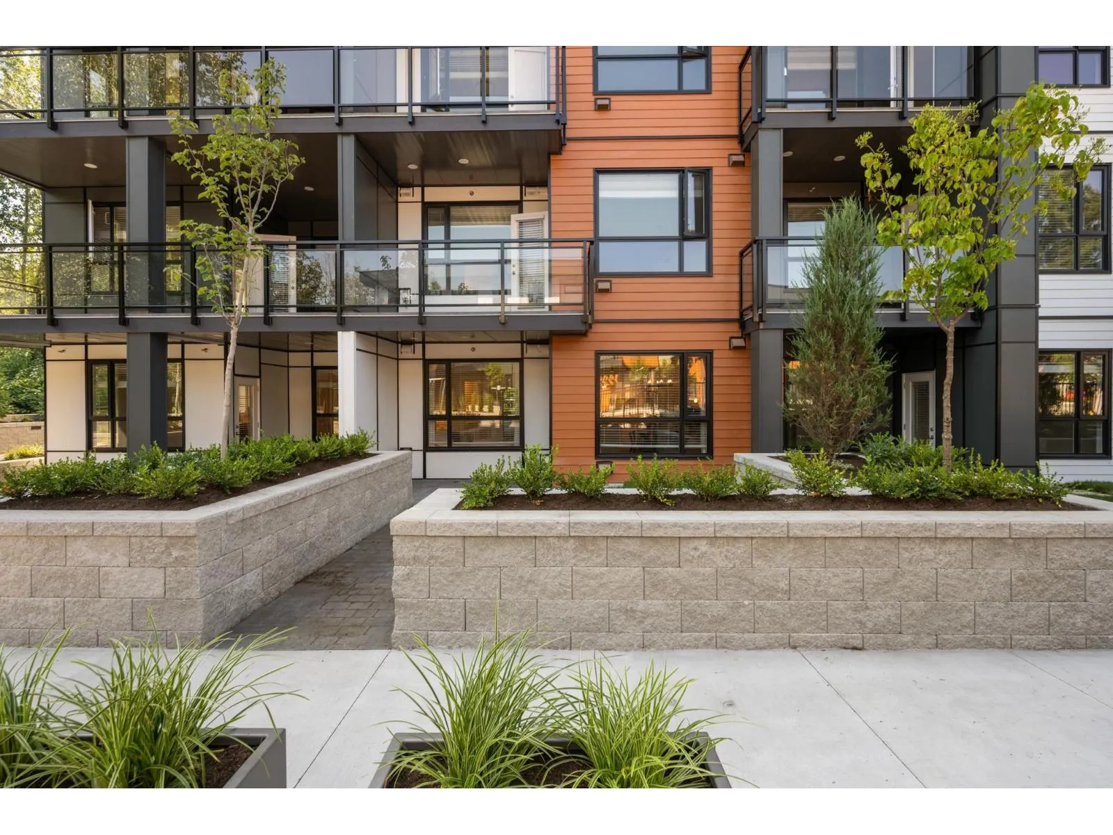 407 20926 83 AVENUE
