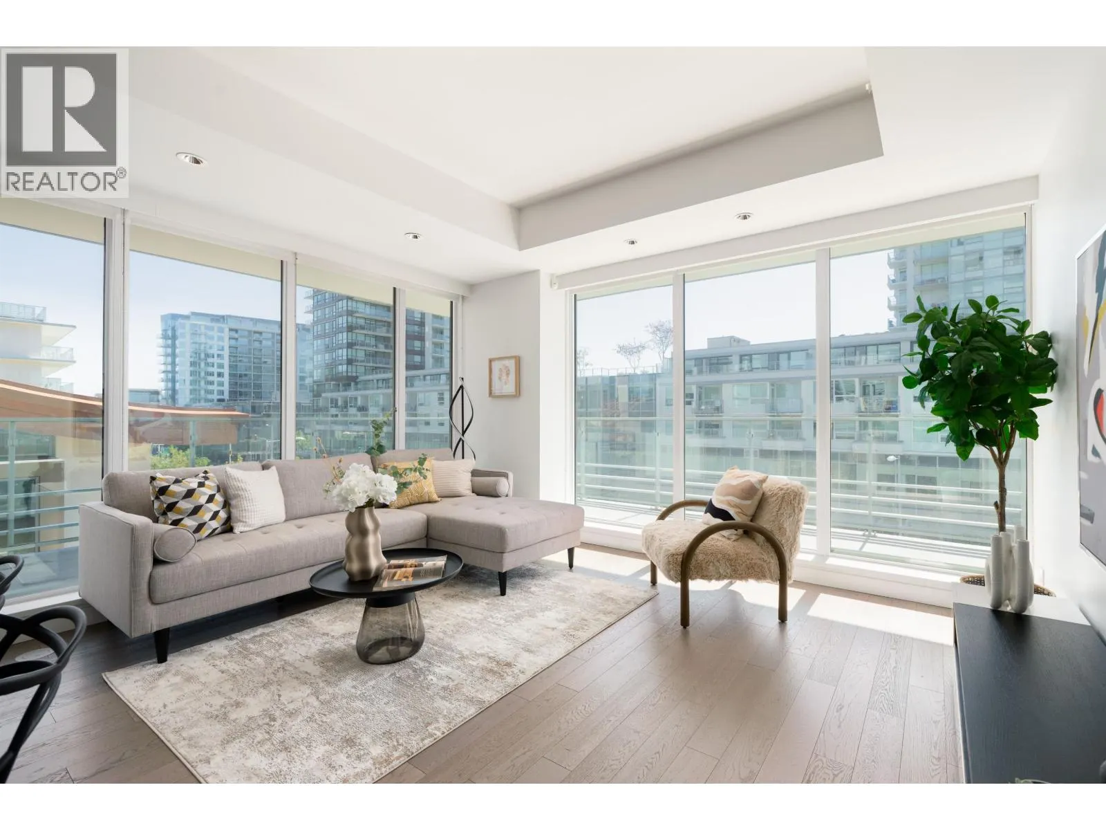 310 6622 PEARSON WAY