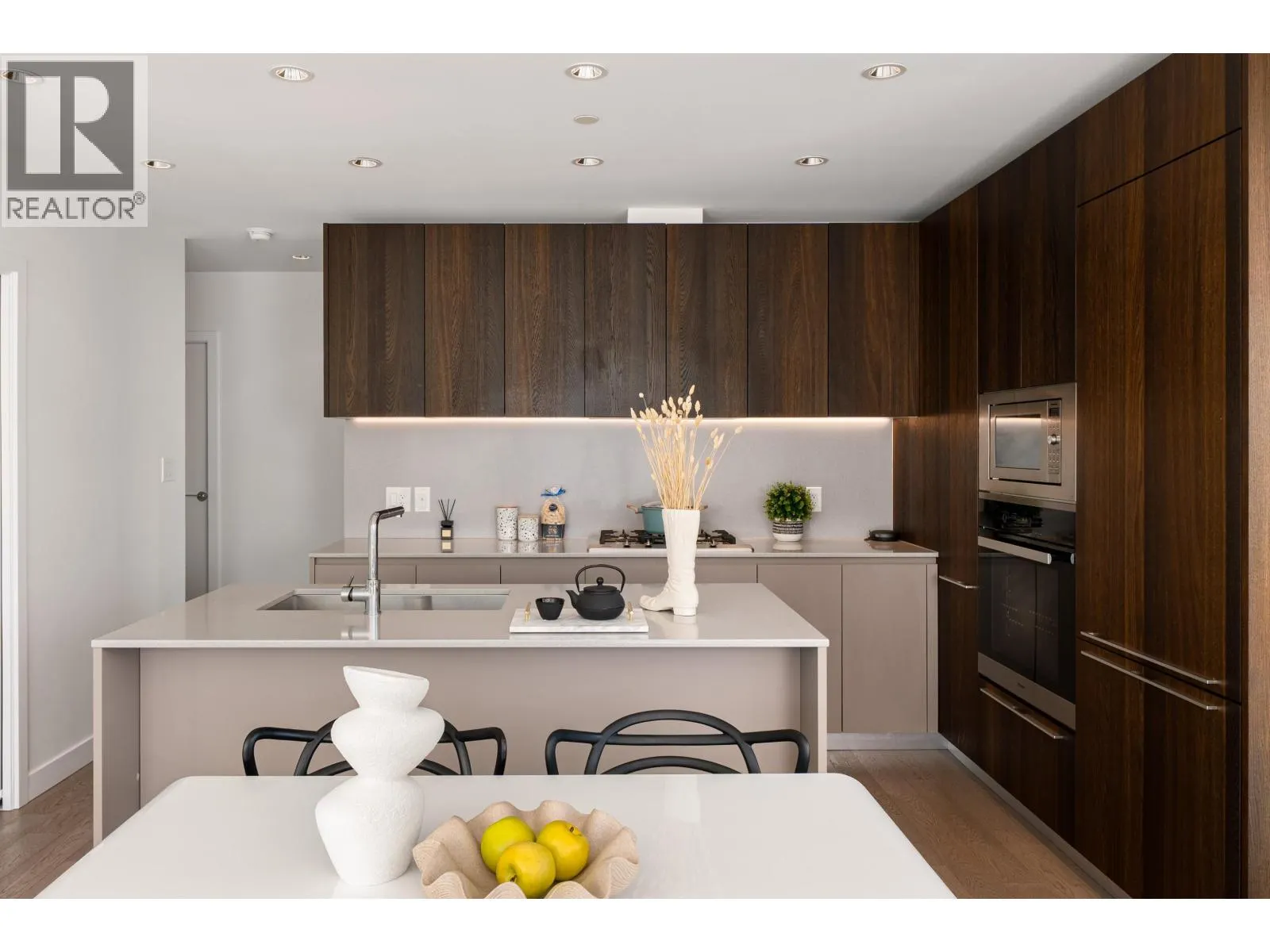 310 6622 PEARSON WAY