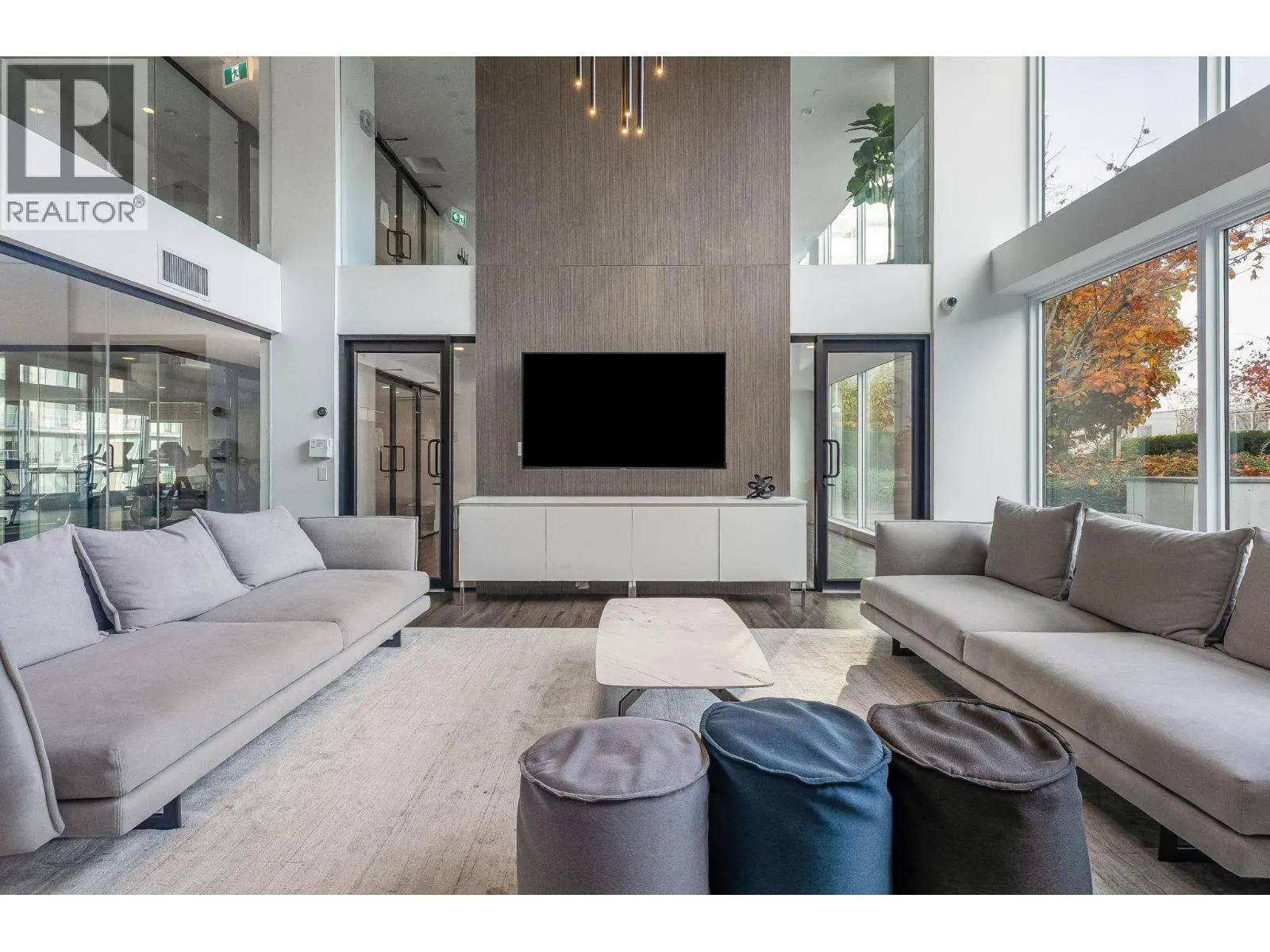 403 6900 PEARSON WAY