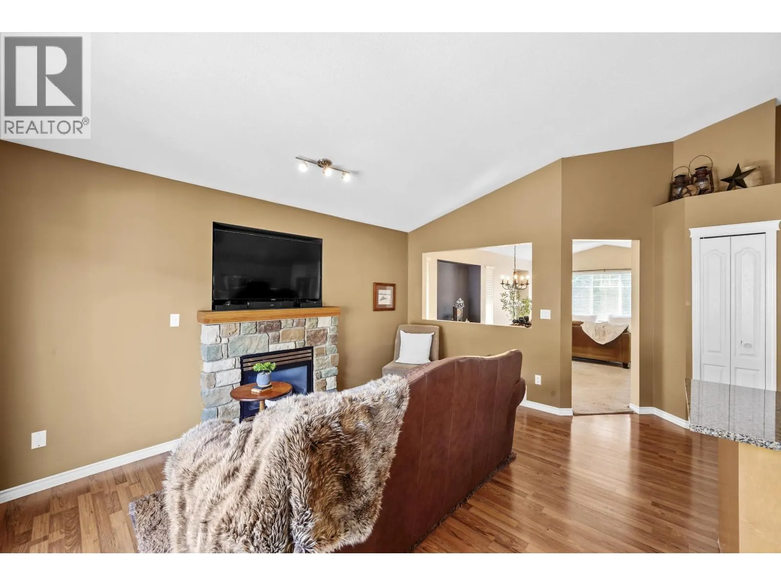 23649 KANAKA WAY