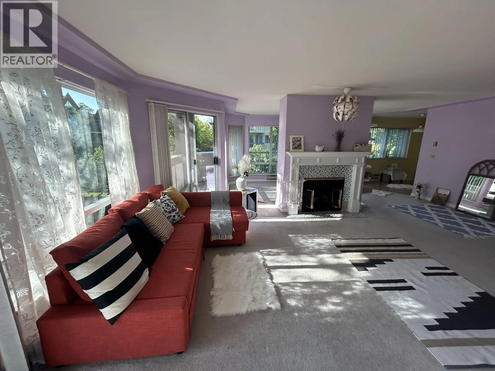 260 8611 ACKROYD ROAD