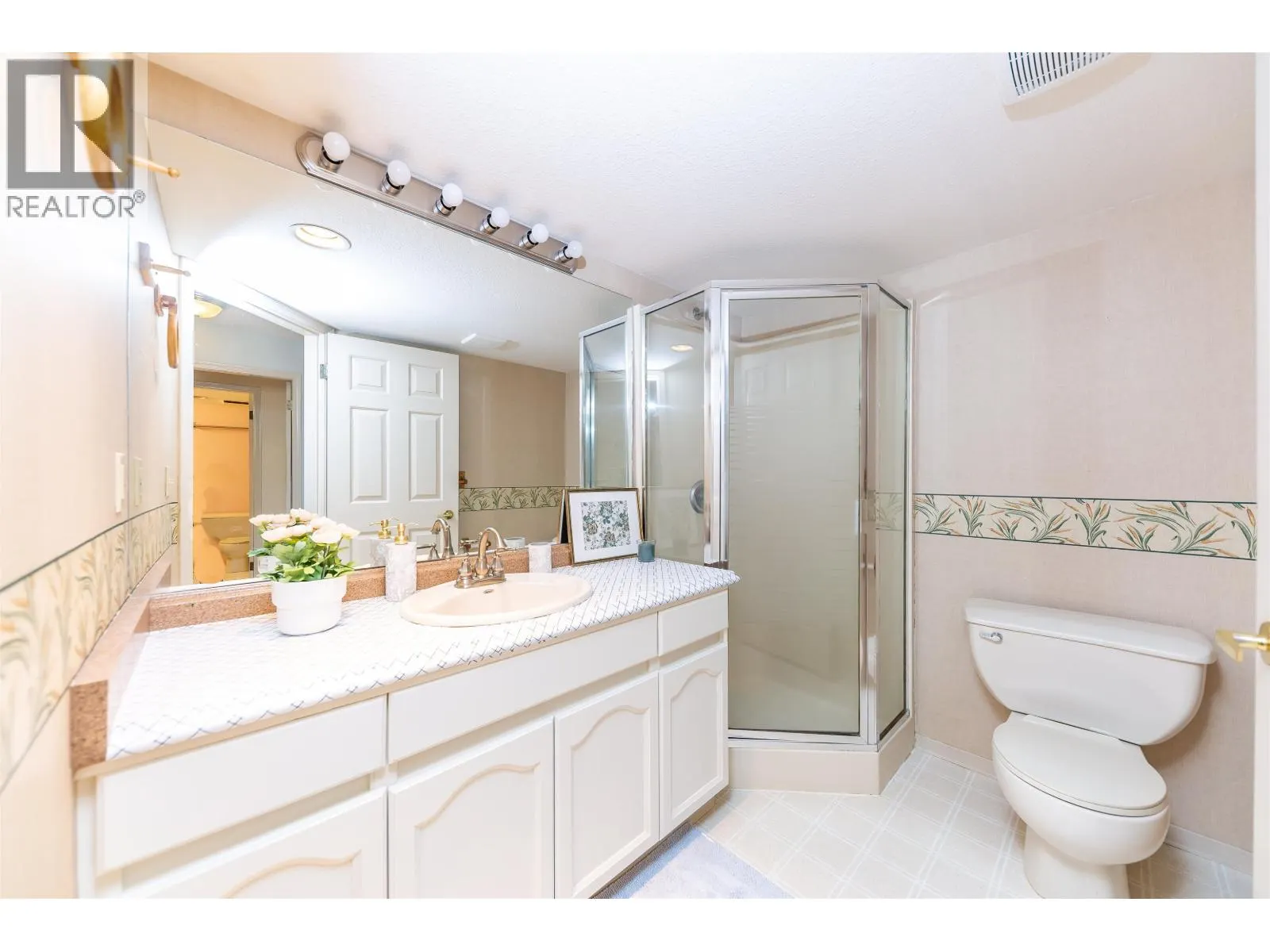 260 8611 ACKROYD ROAD