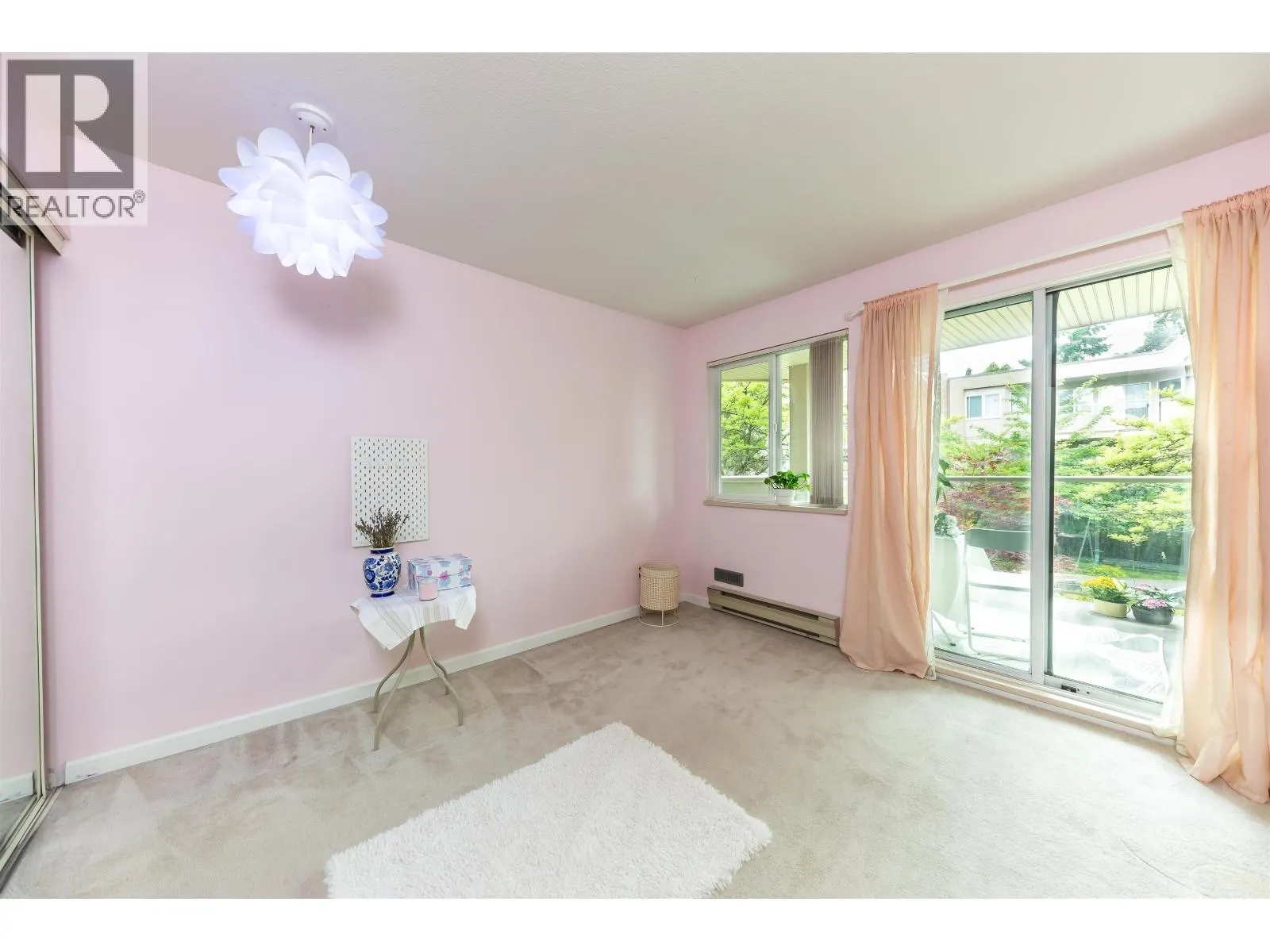 260 8611 ACKROYD ROAD