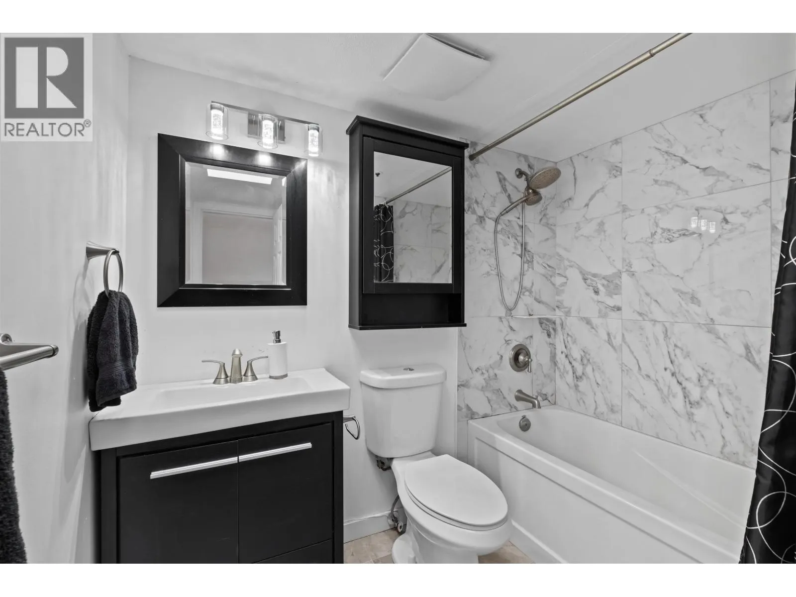 403 3505 W BROADWAY