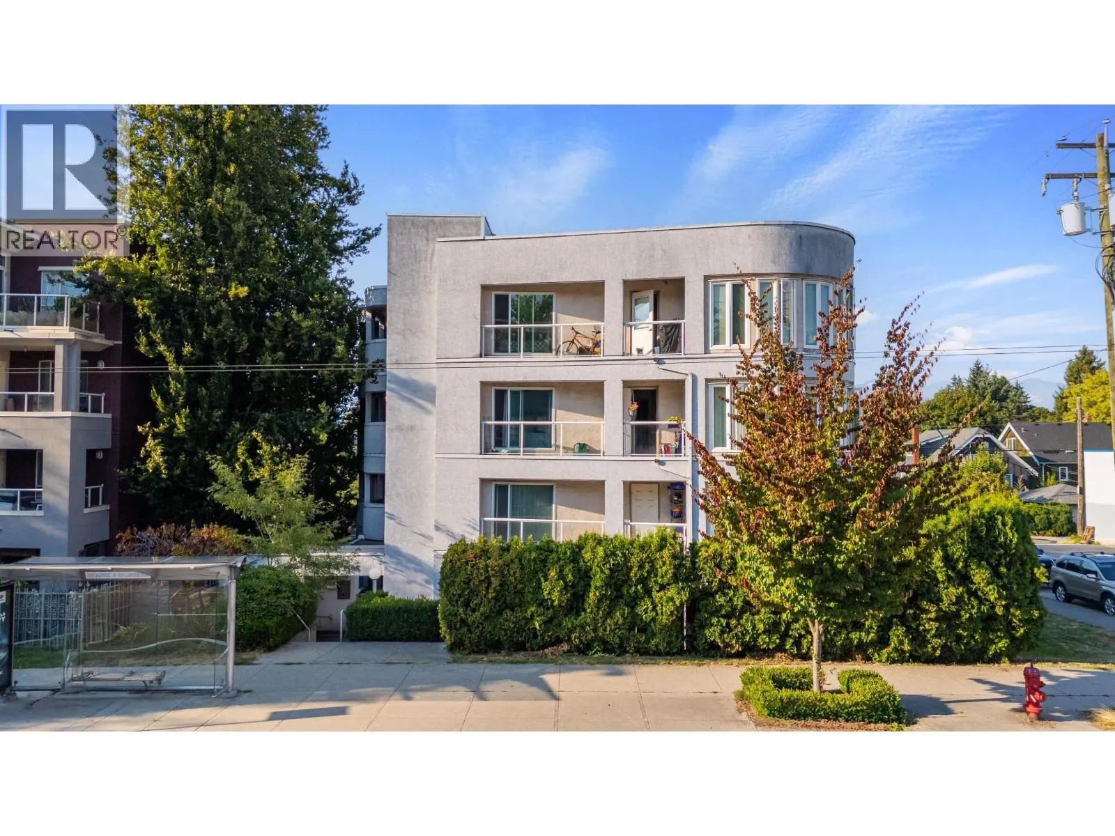 403 3505 W BROADWAY