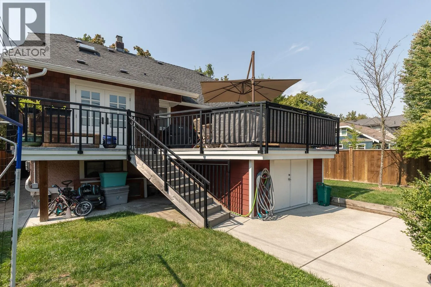 1612 KAMLOOPS STREET