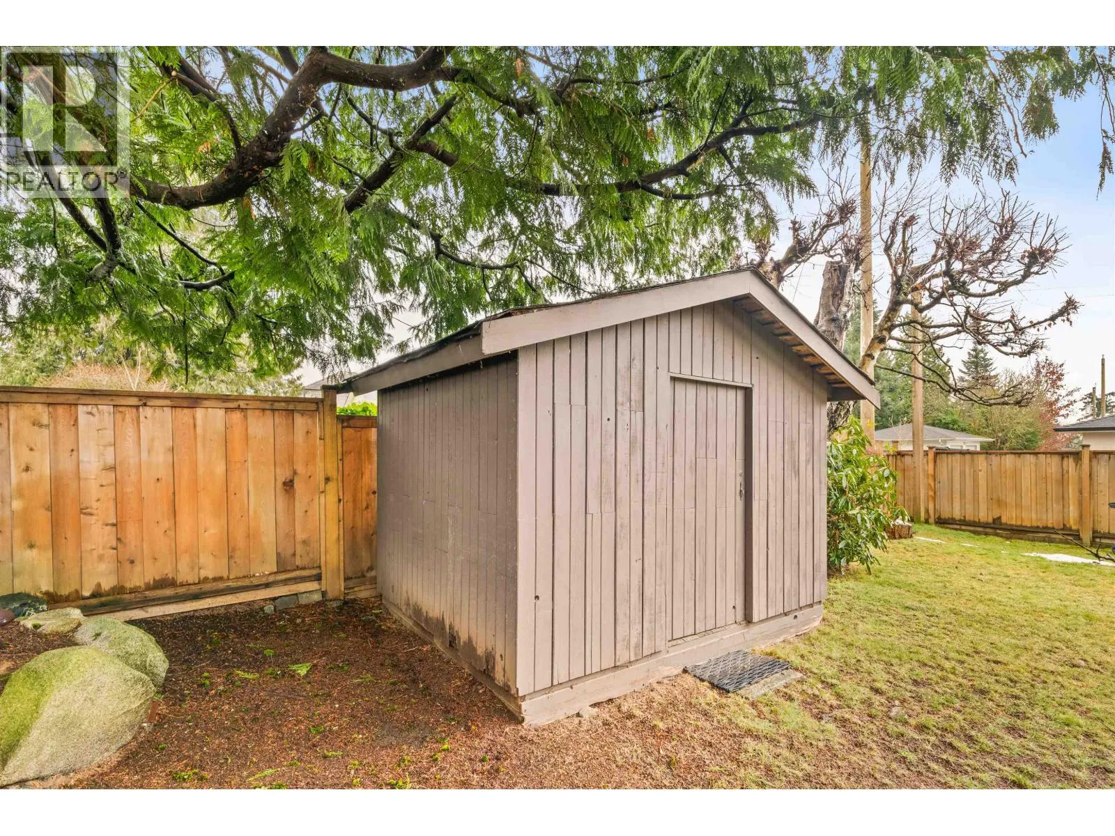 1904 CLIFF AVENUE