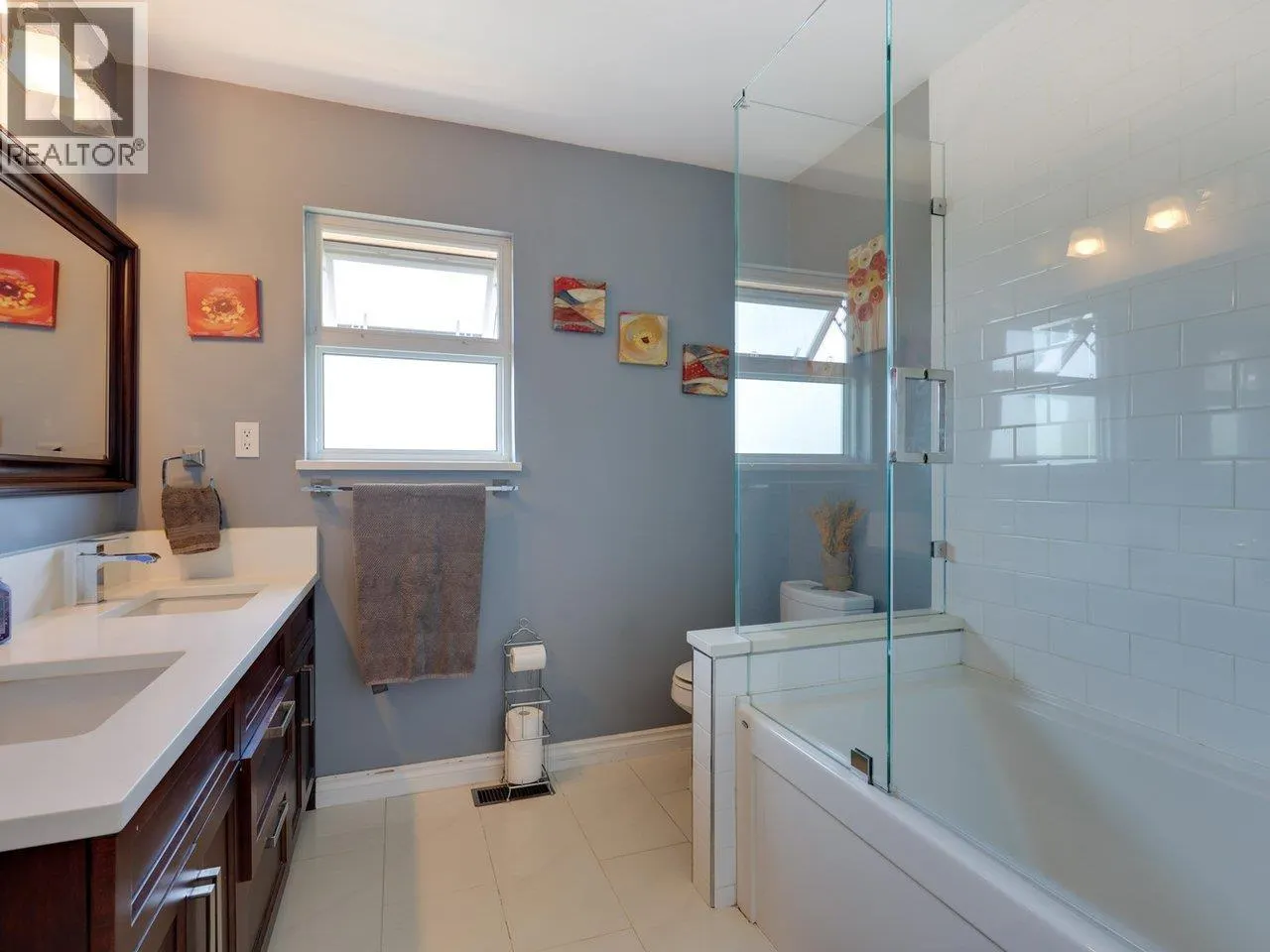408 E 18TH STREET