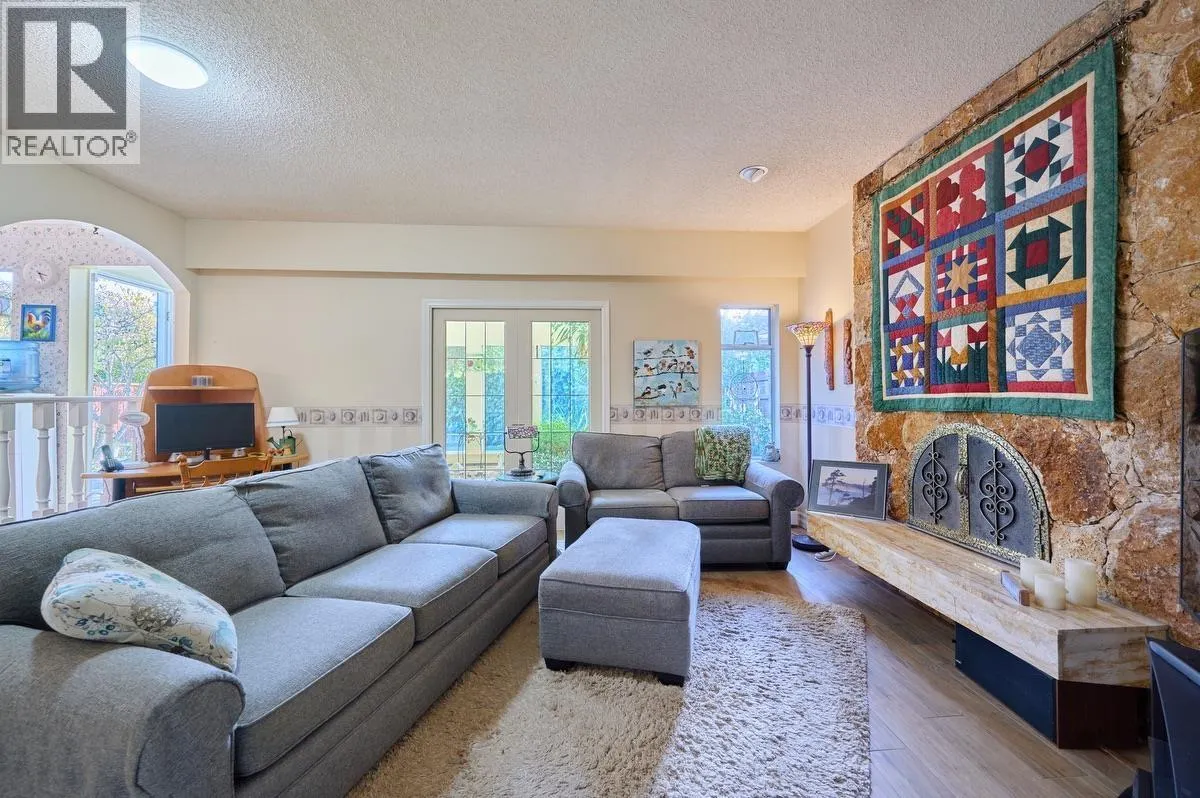 4228 CRAIGFLOWER DRIVE