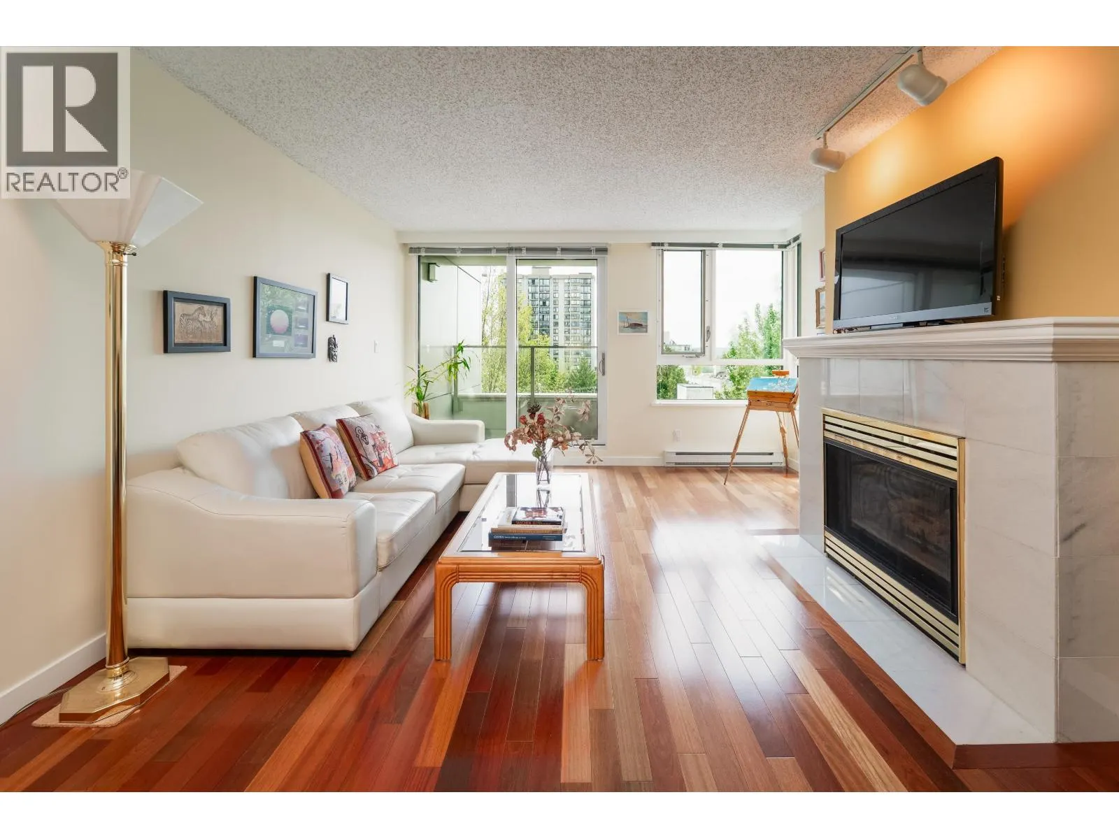 501 1345 BURNABY STREET
