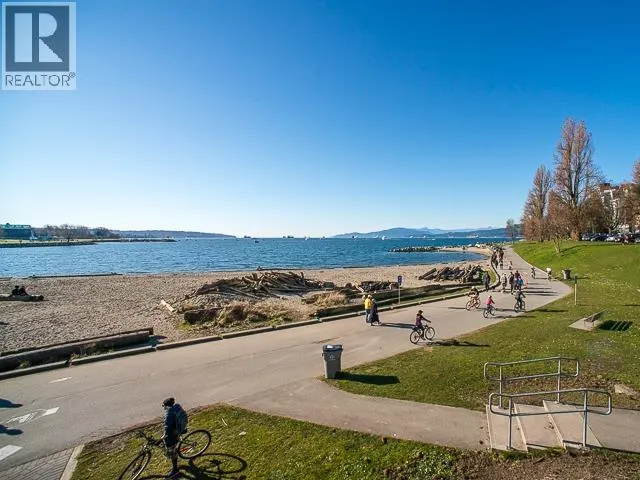 501 1345 BURNABY STREET