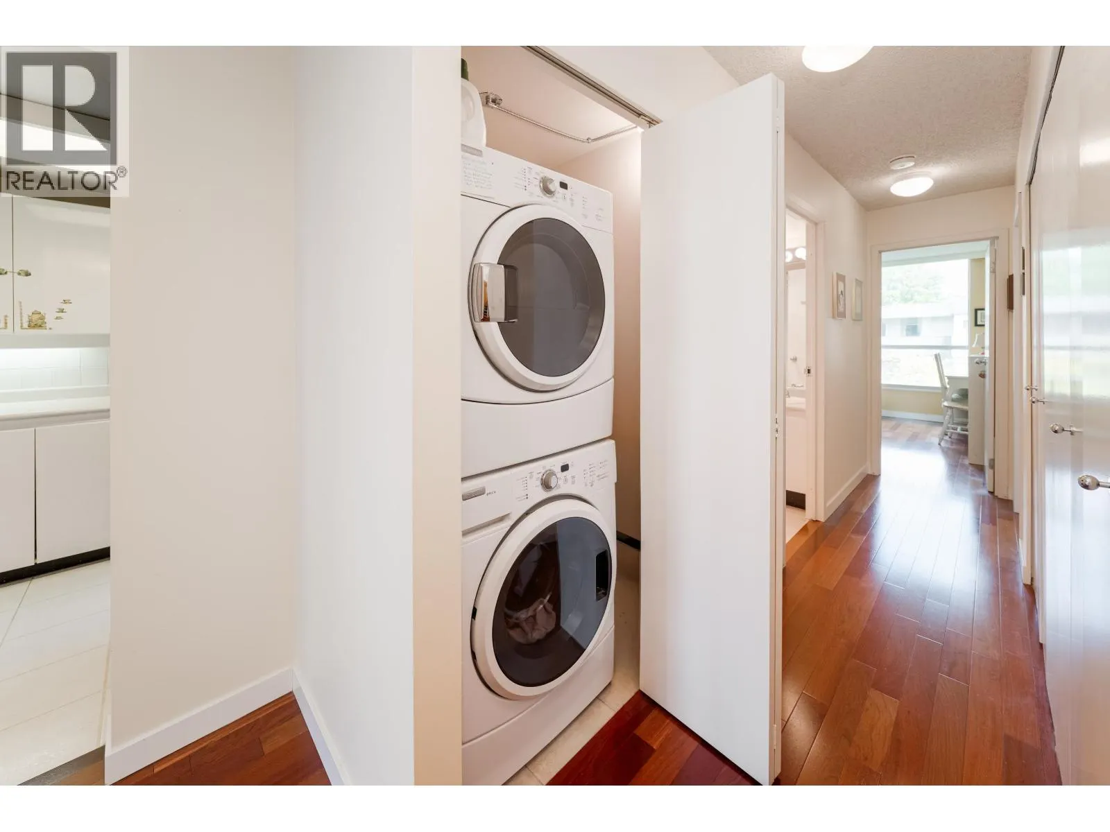 501 1345 BURNABY STREET