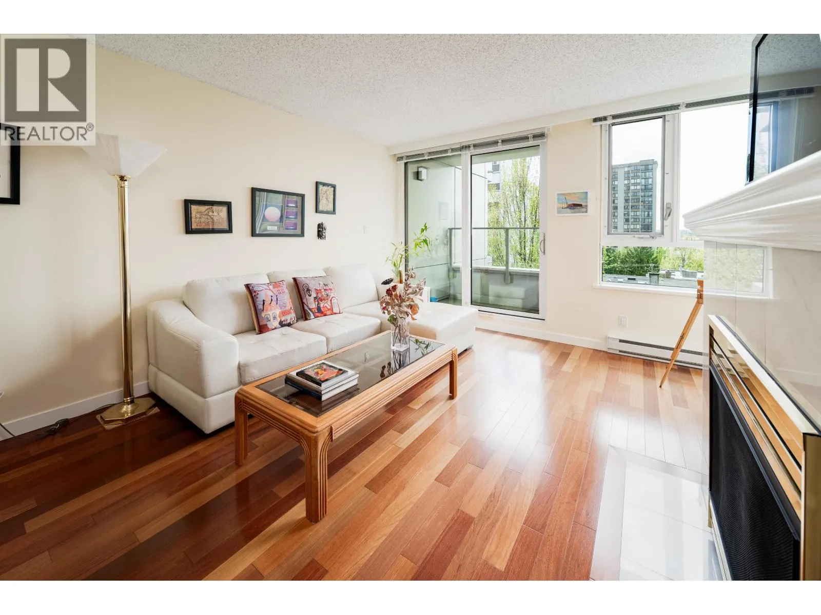 501 1345 BURNABY STREET