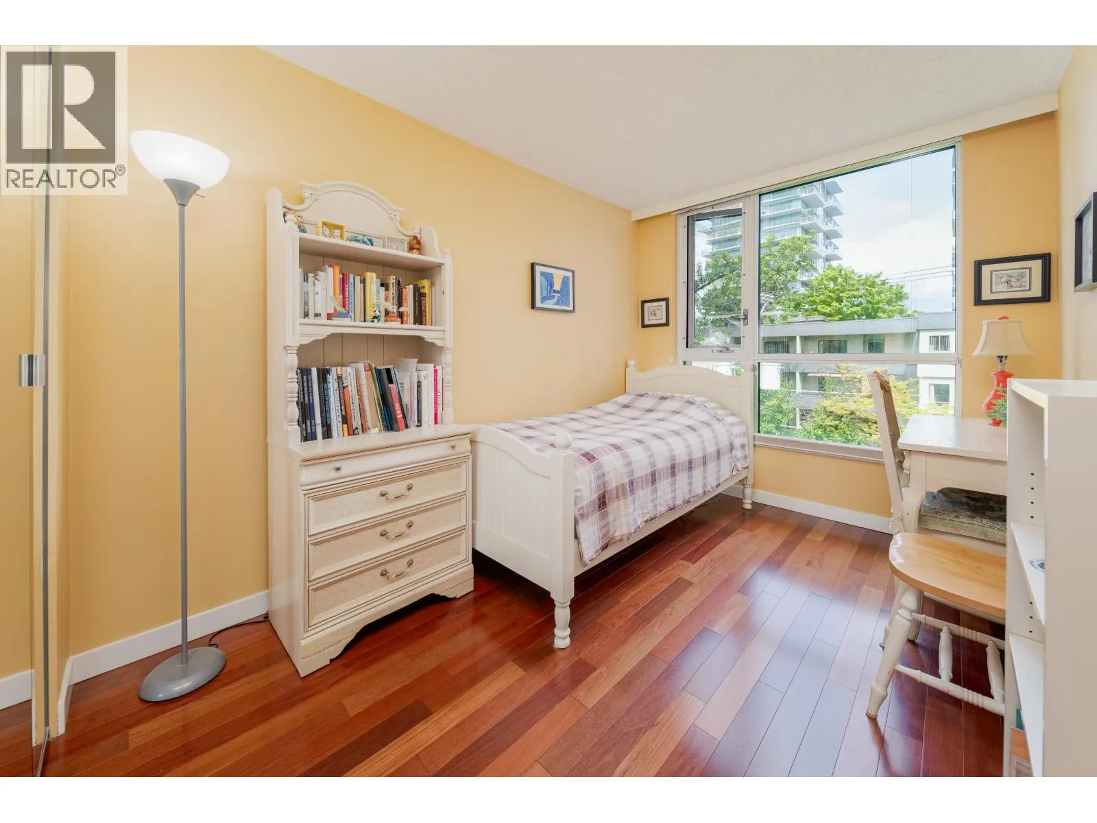 501 1345 BURNABY STREET