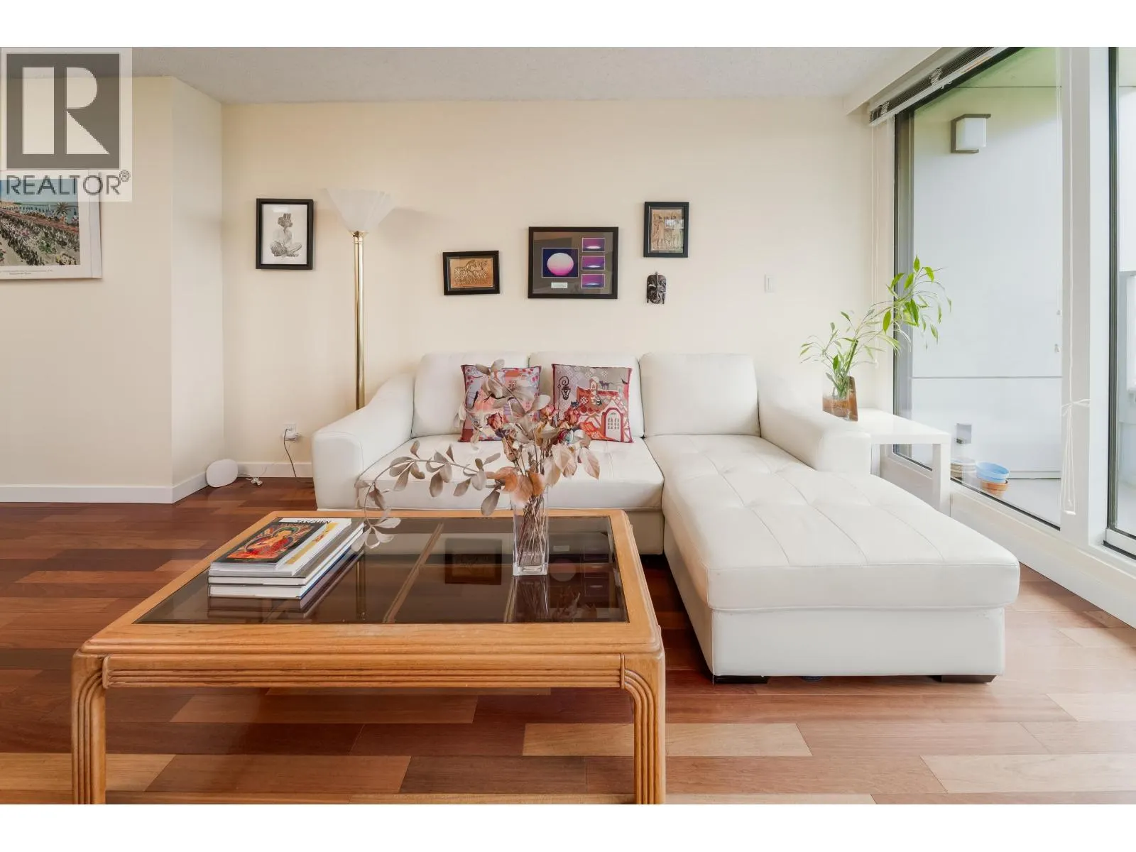 501 1345 BURNABY STREET