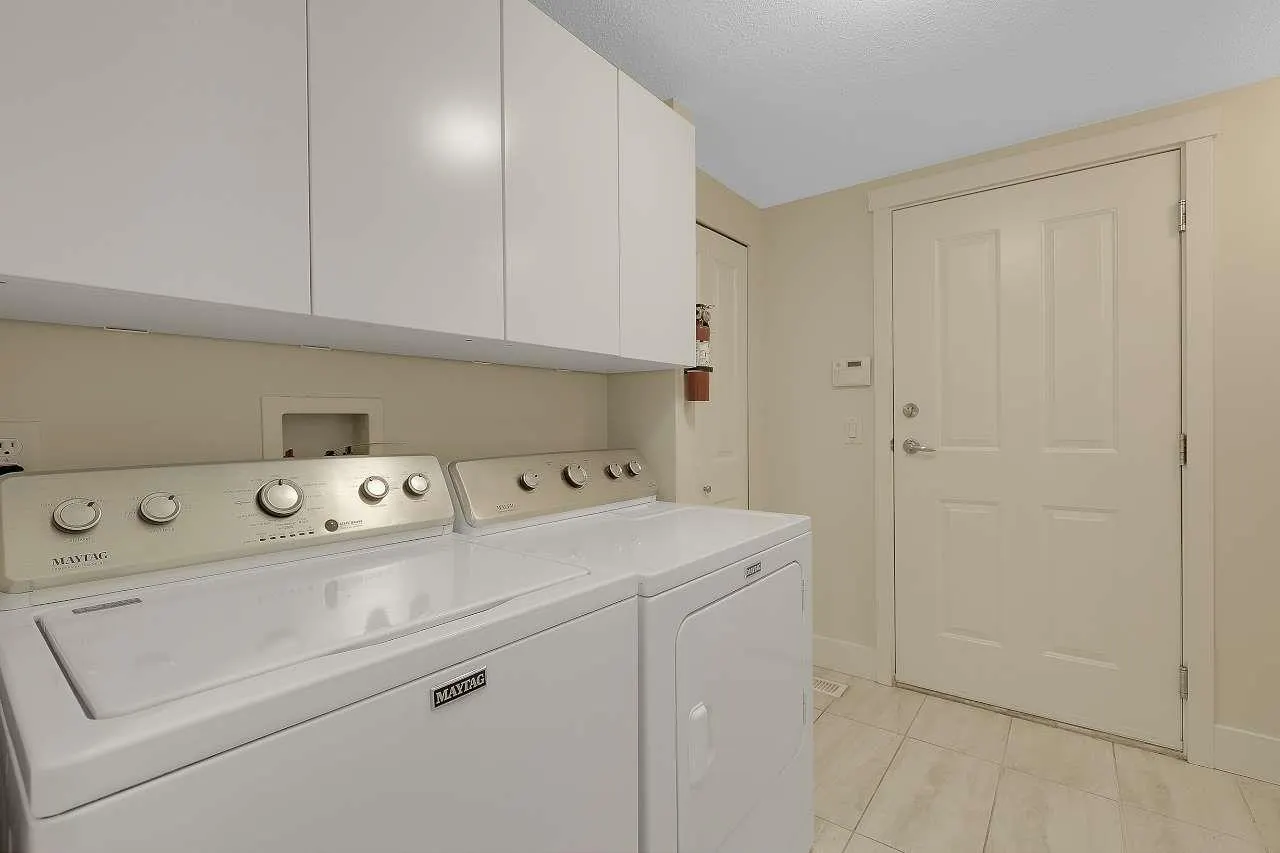 19 15450 ROSEMARY HEIGHTS CRESCENT