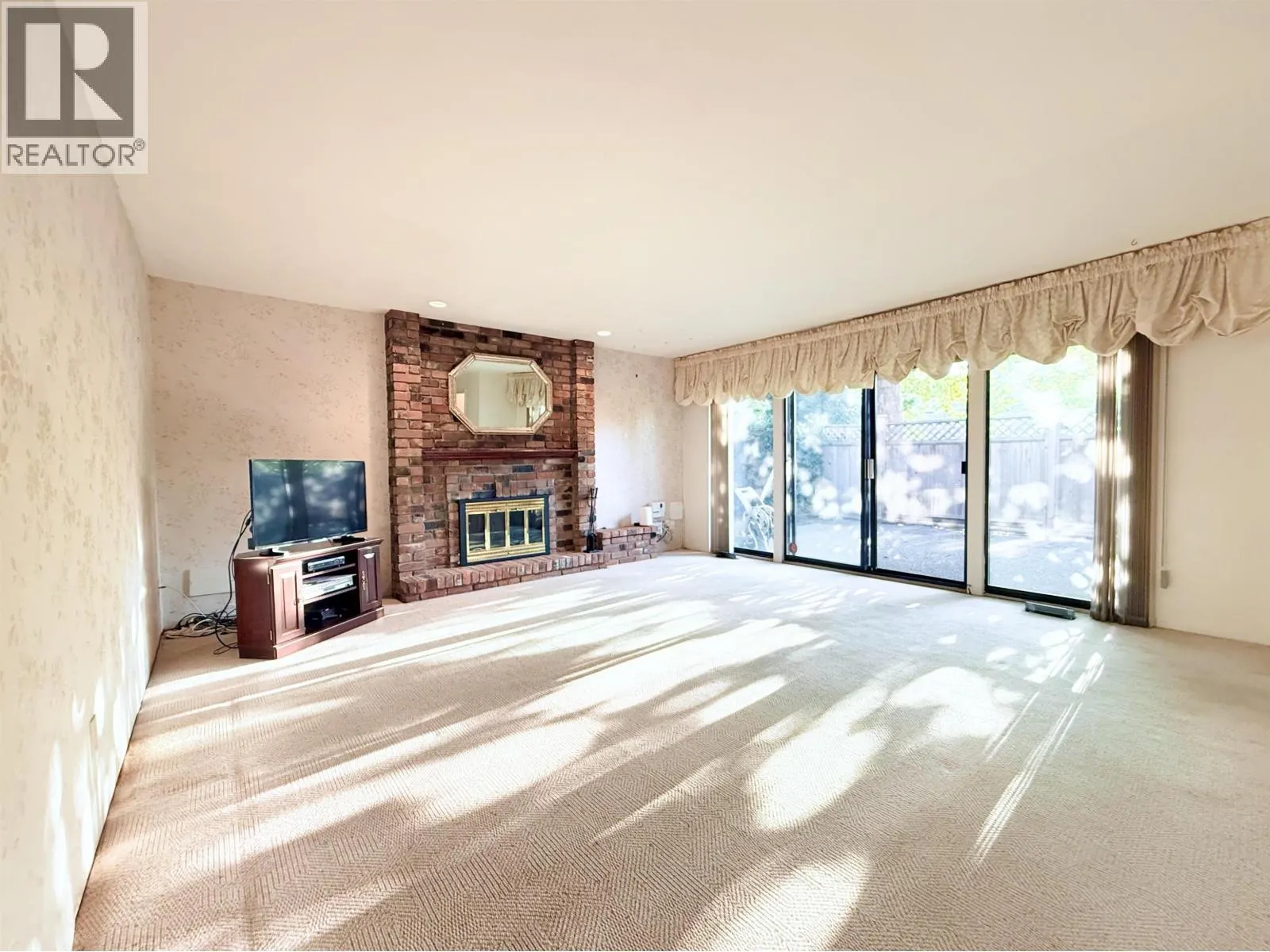 9160 MASKALL DRIVE