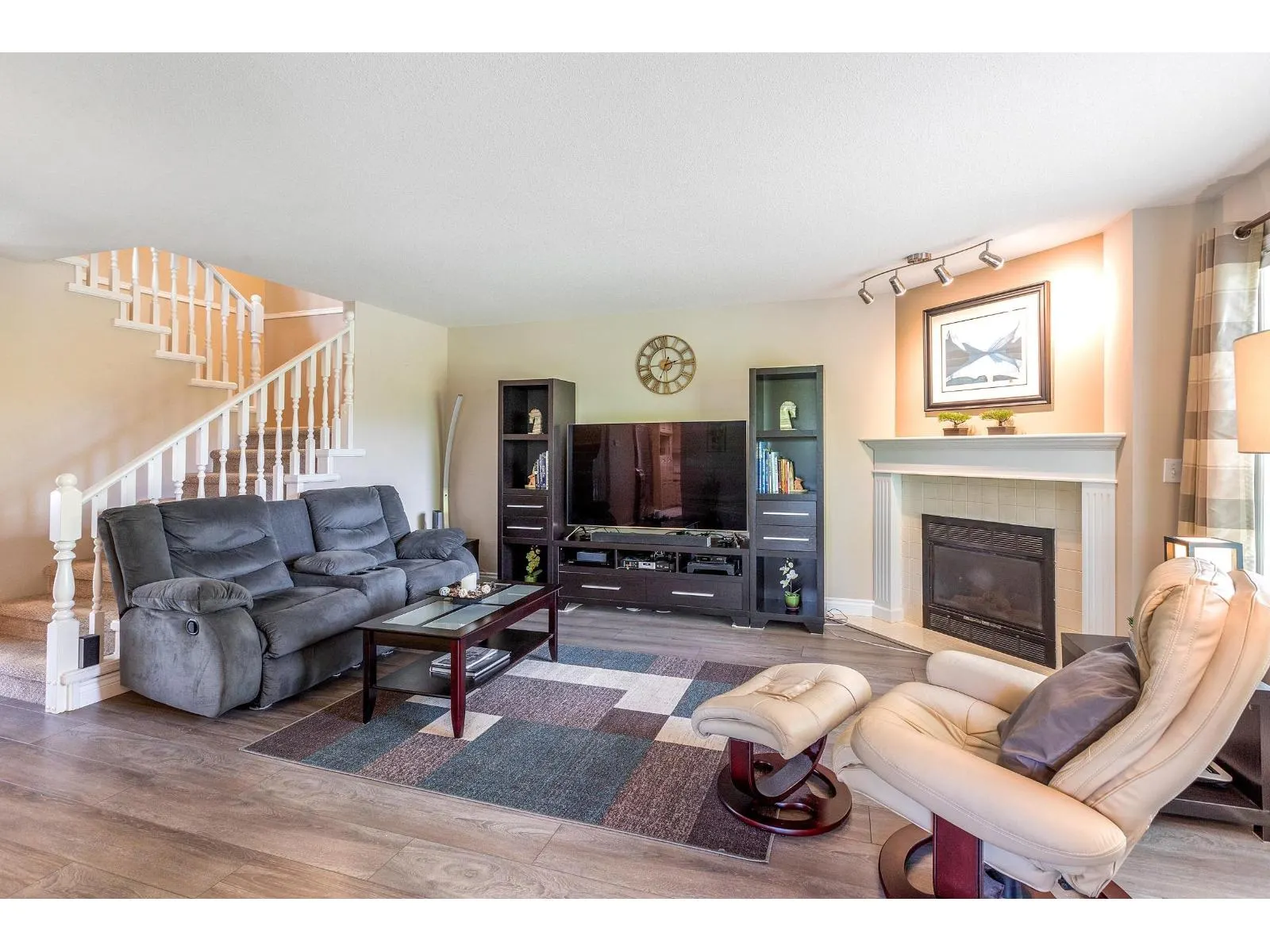 13 16363 85 AVENUE