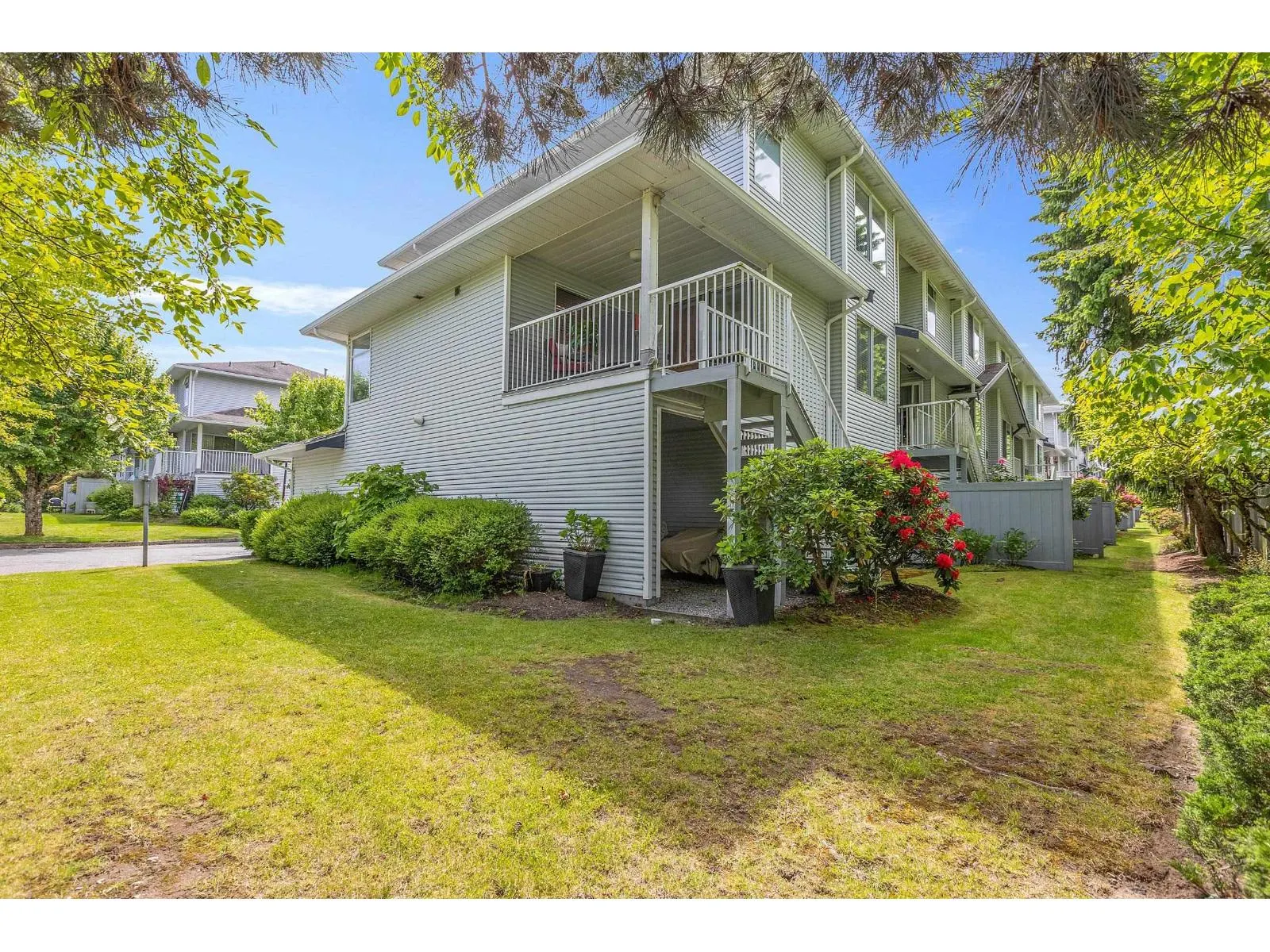 13 16363 85 AVENUE