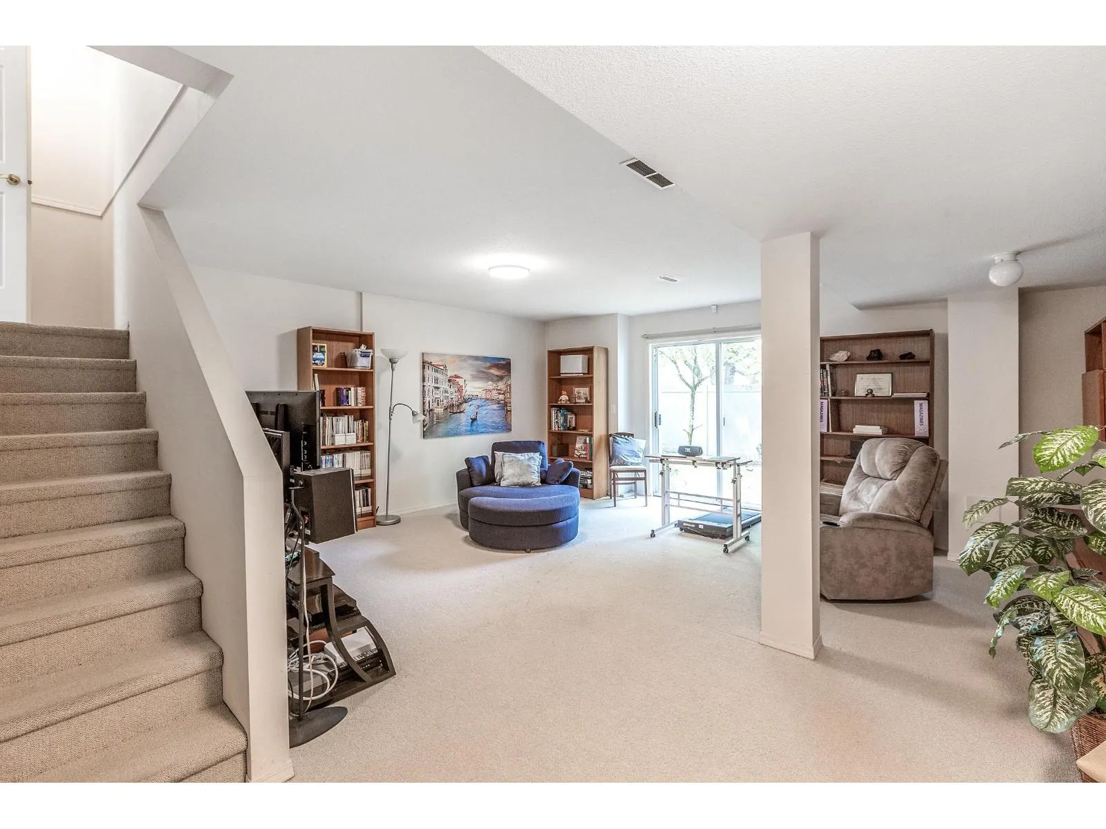 13 16363 85 AVENUE