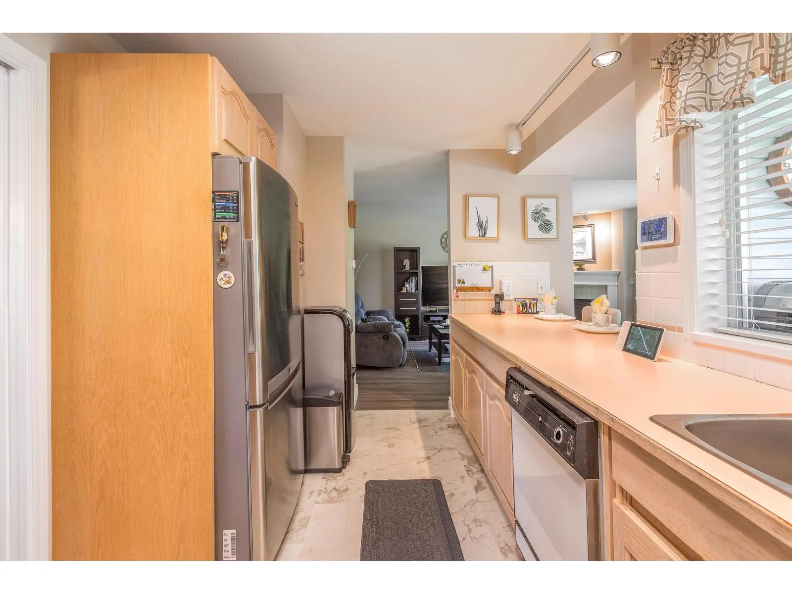 13 16363 85 AVENUE