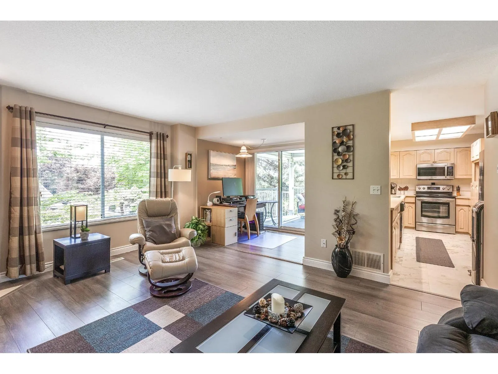 13 16363 85 AVENUE