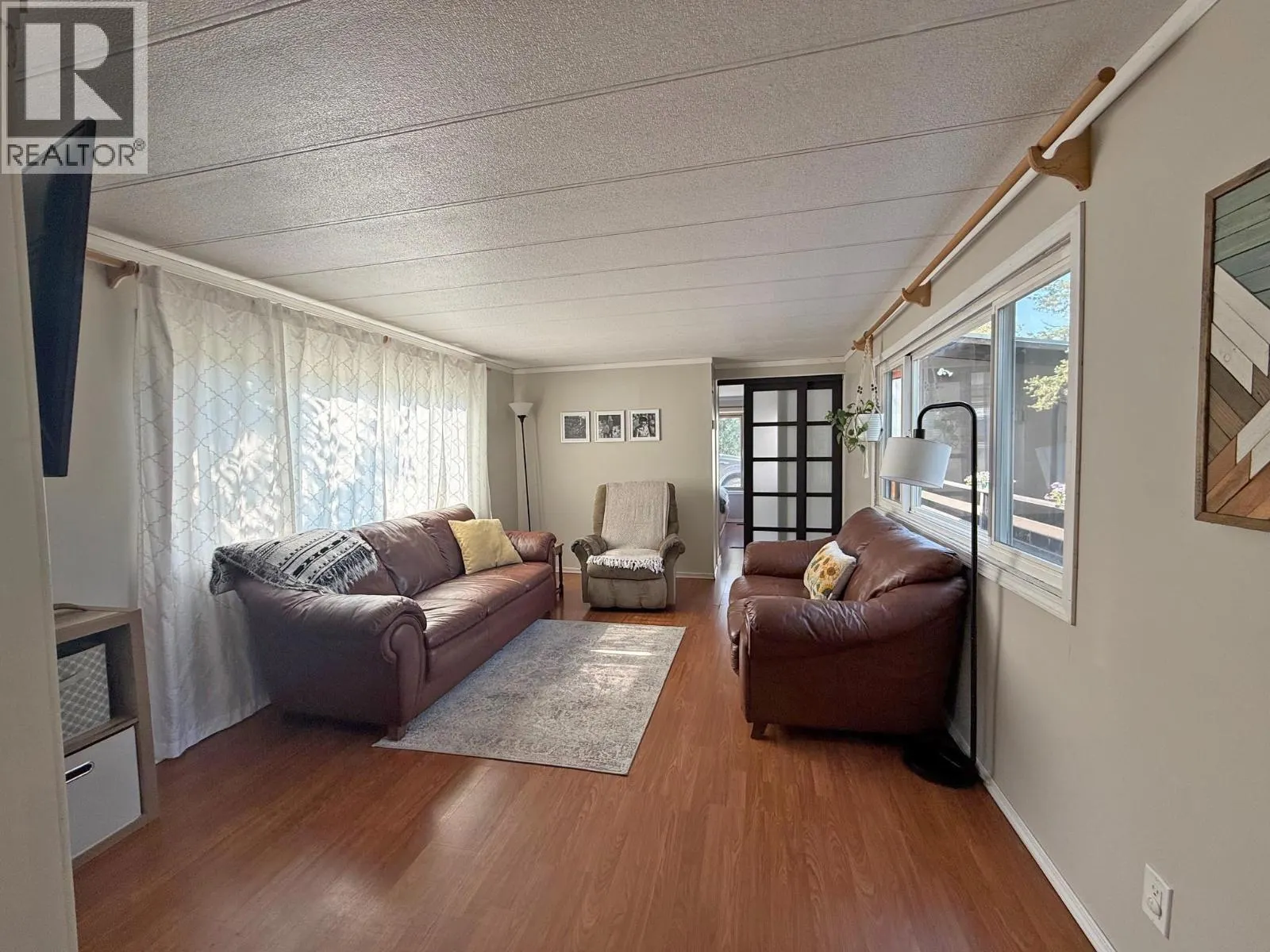 542 HODGSON ROAD