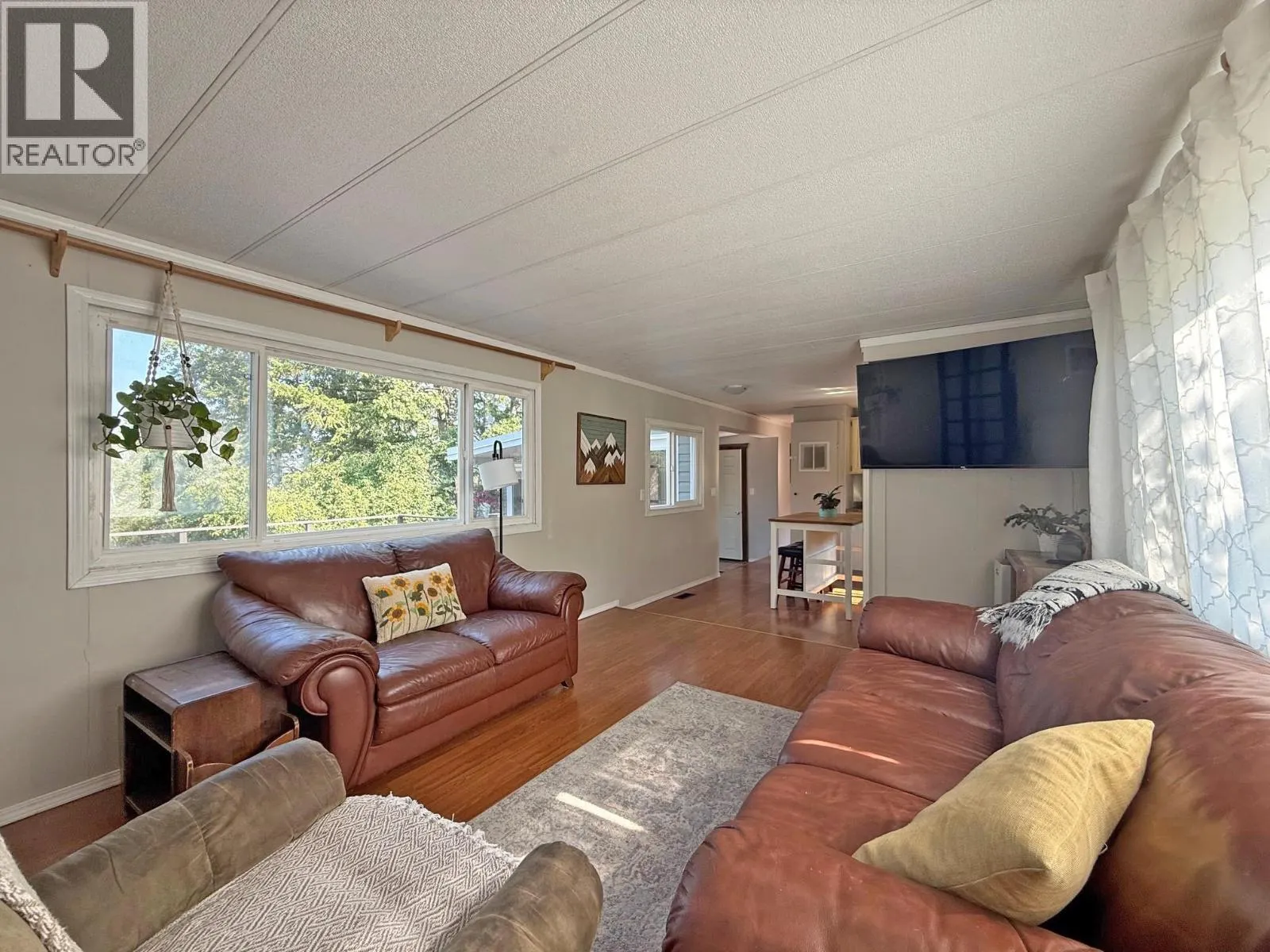 542 HODGSON ROAD