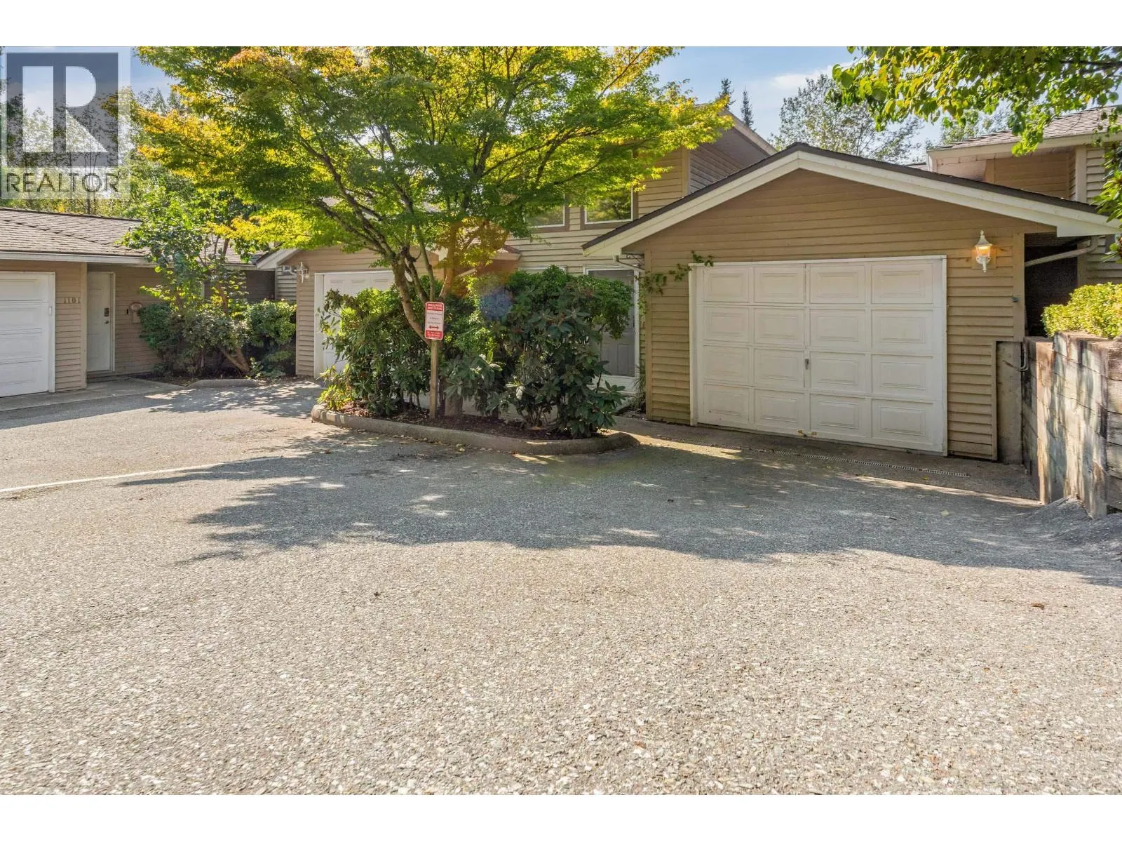 1103 O'FLAHERTY GATE