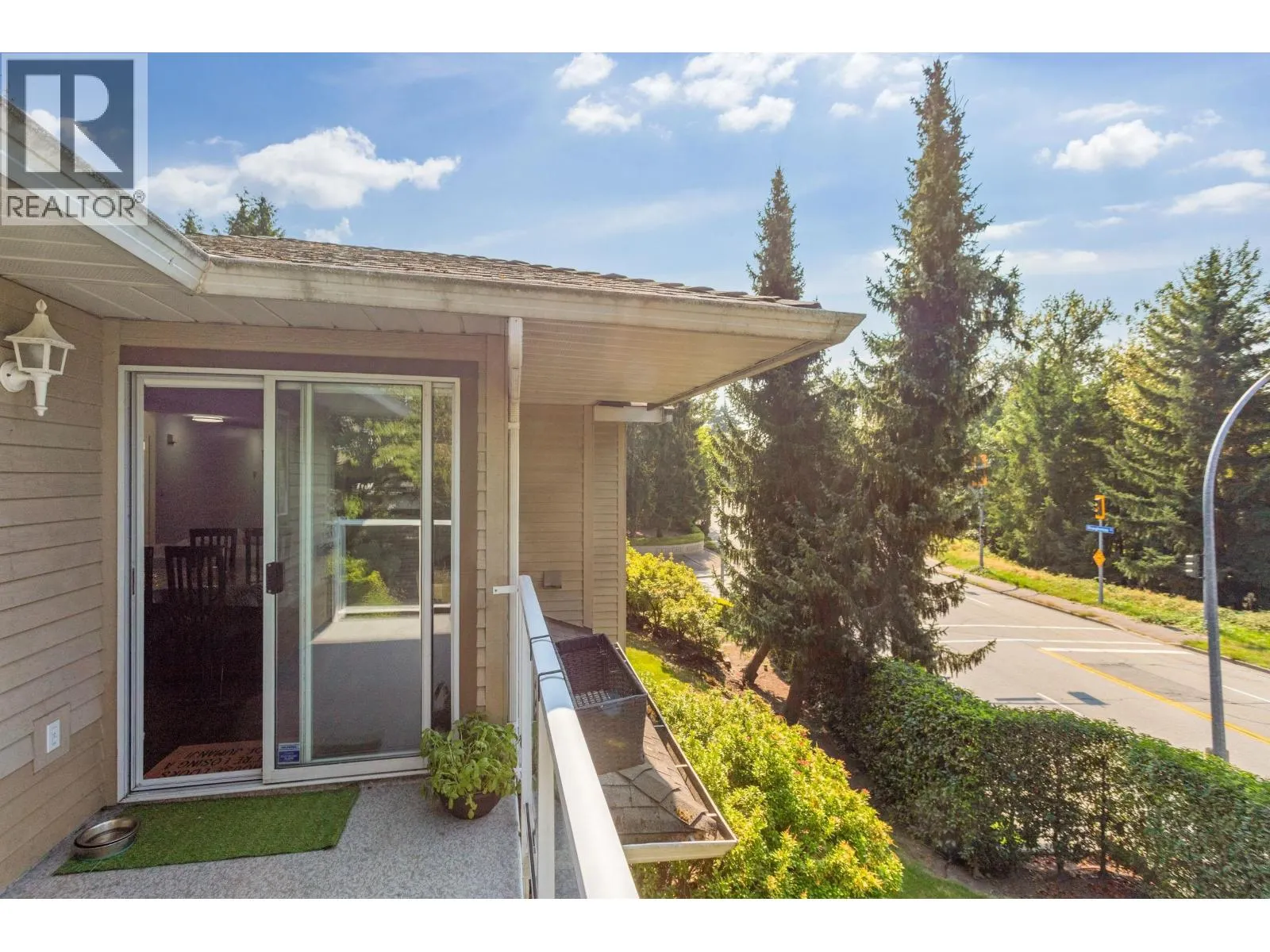 1103 O'FLAHERTY GATE