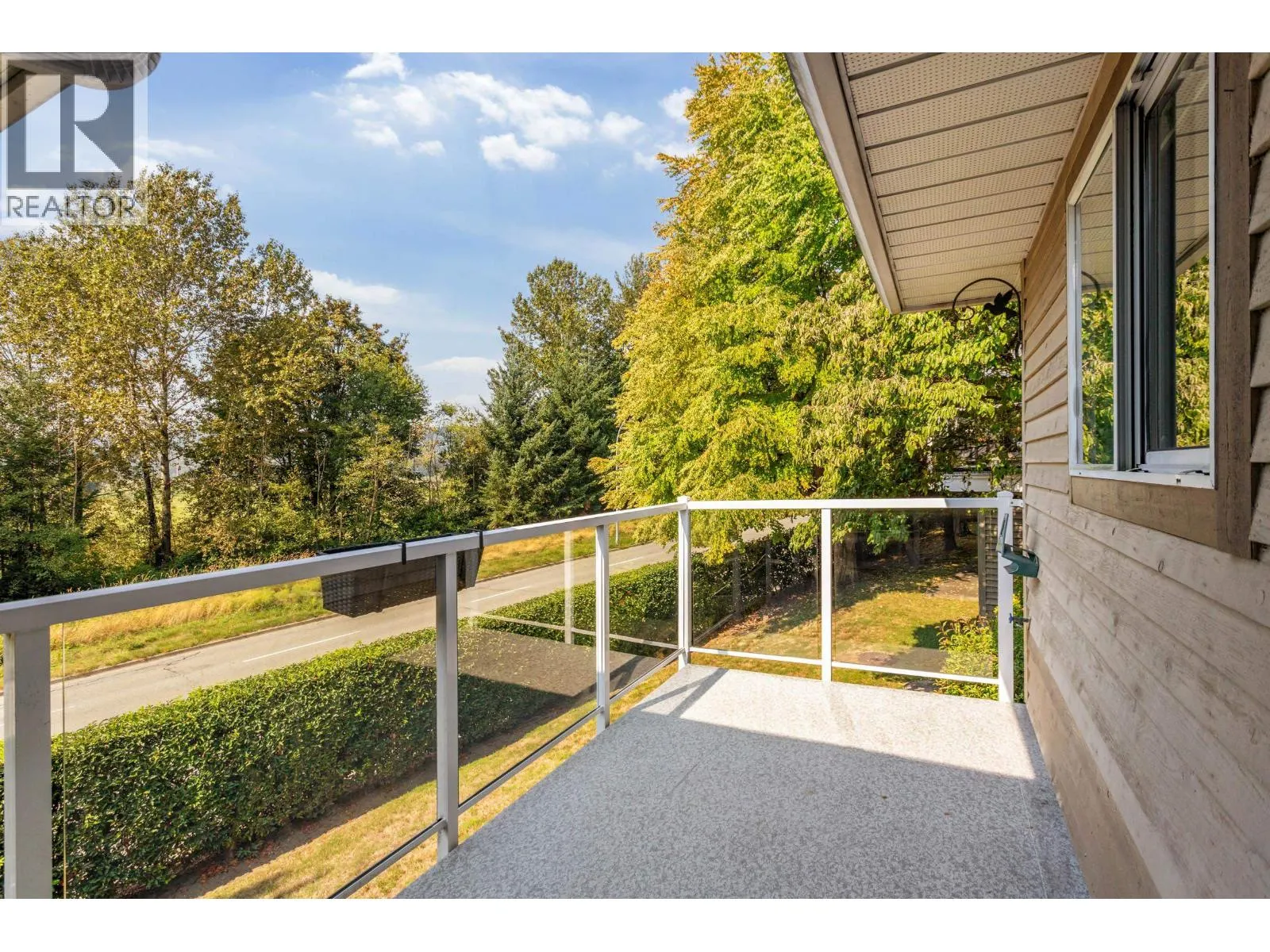 1103 O'FLAHERTY GATE